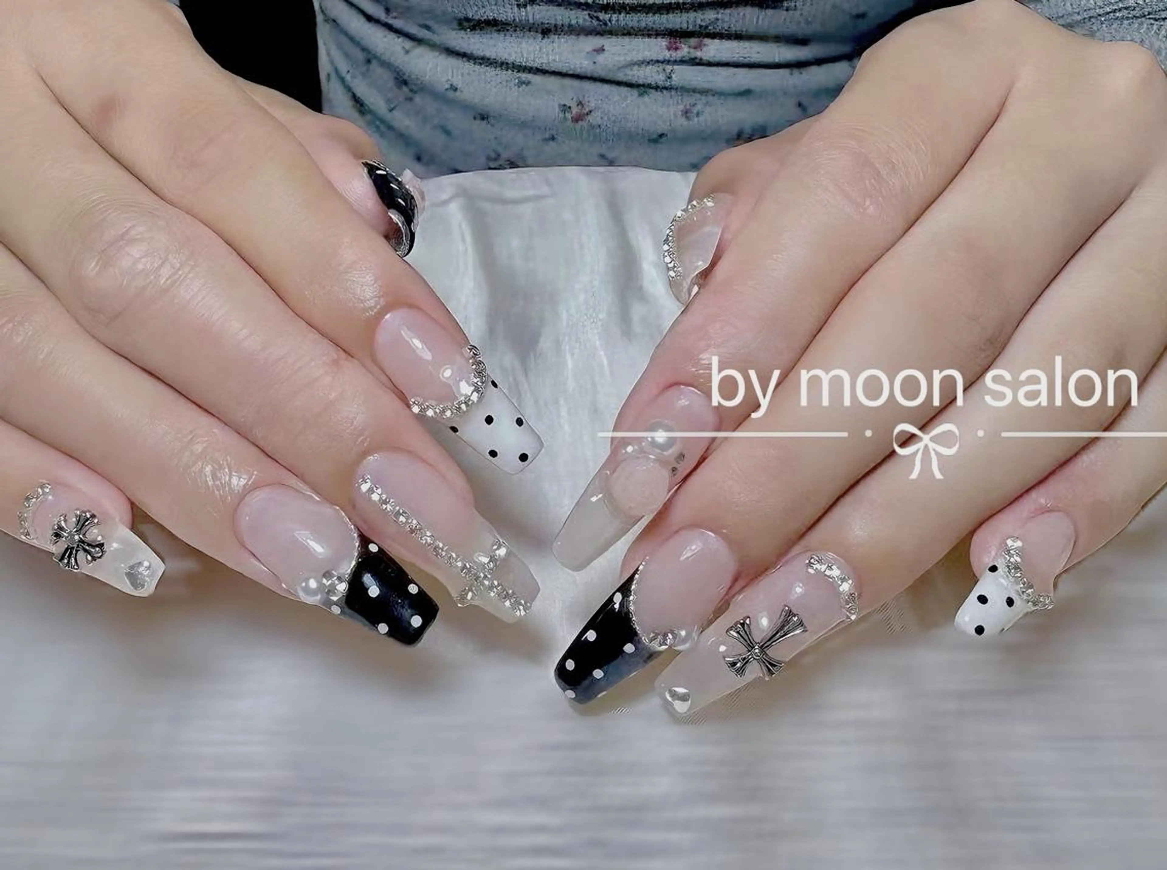 ネイル ハンドネイル ハンドケア 🍑 momo_nailのネイルデザイン