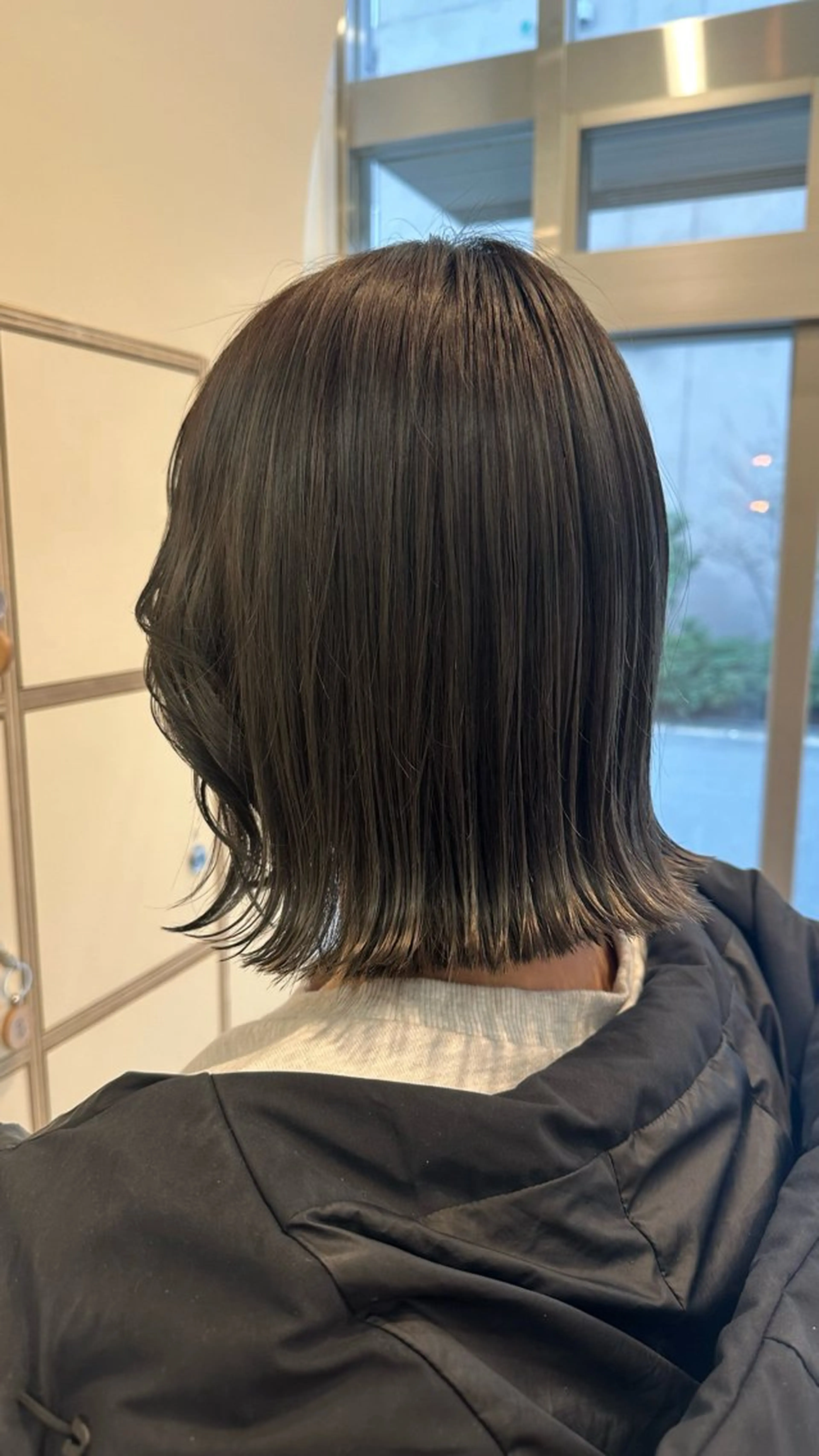 ショート ボブ 外ハネヘア 寺田 彩芽のヘアスタイル