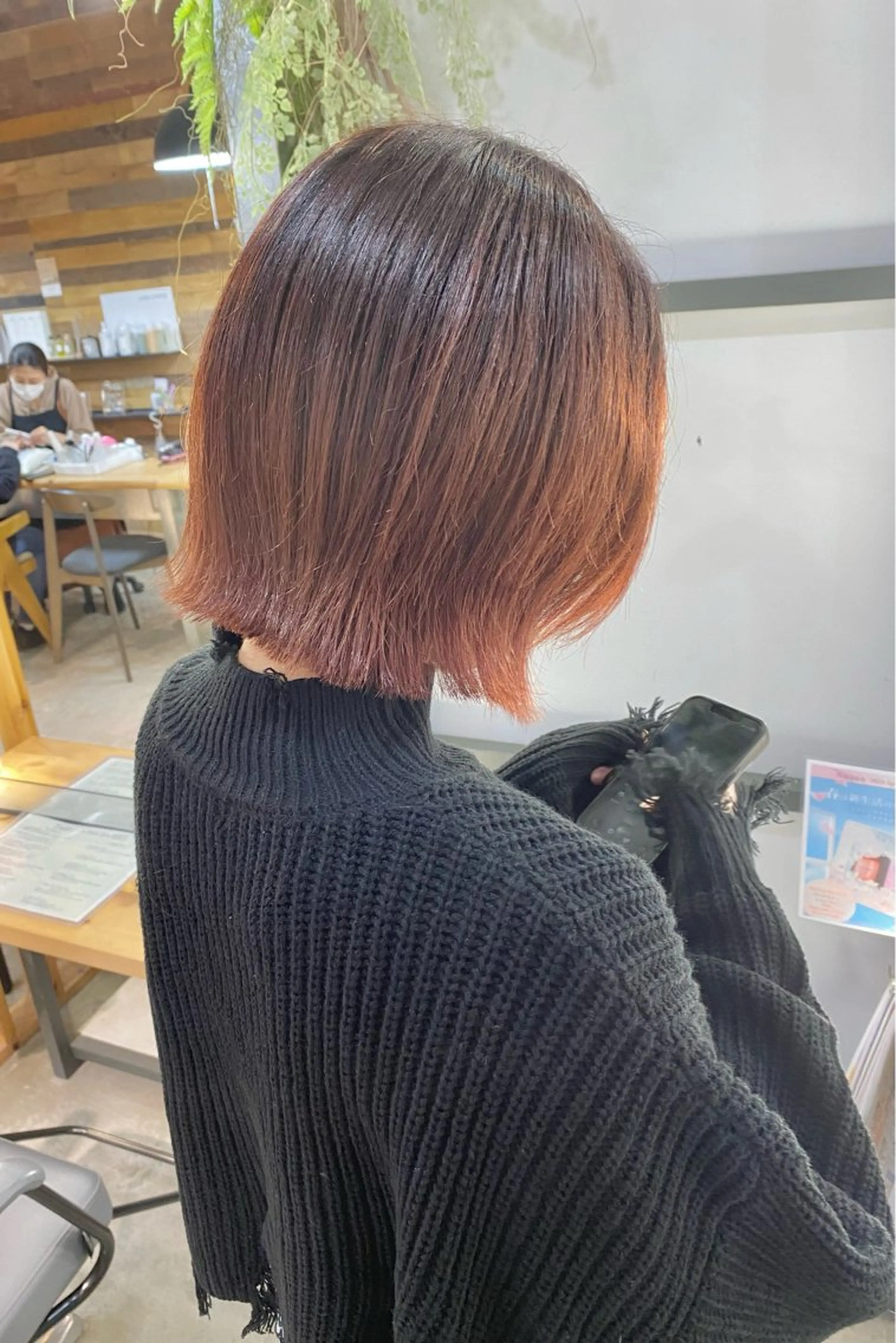 ミディアム カラー 菊地 紗矢のヘアスタイル