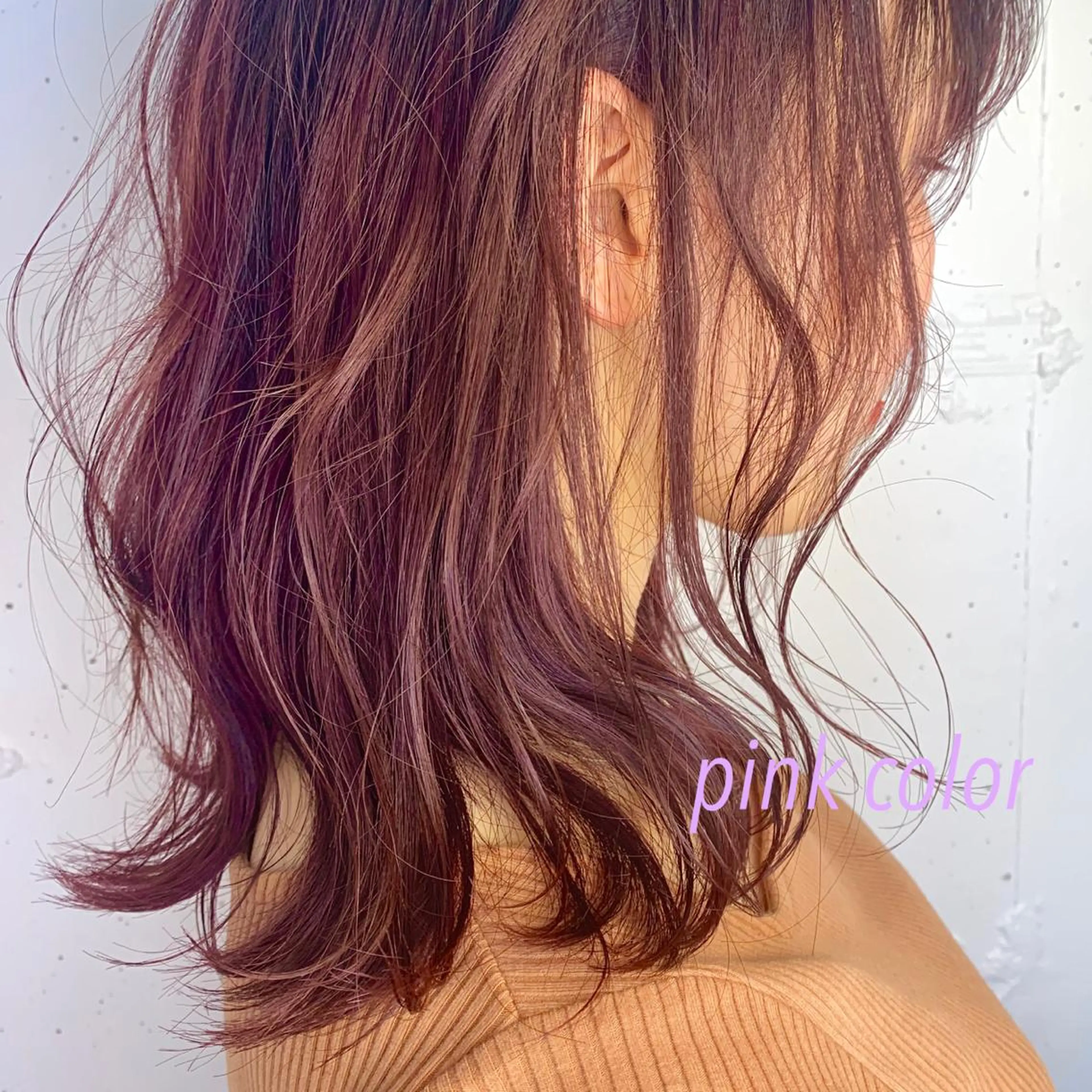 ミディアム カラー ピンクカラー raika .のヘアスタイル