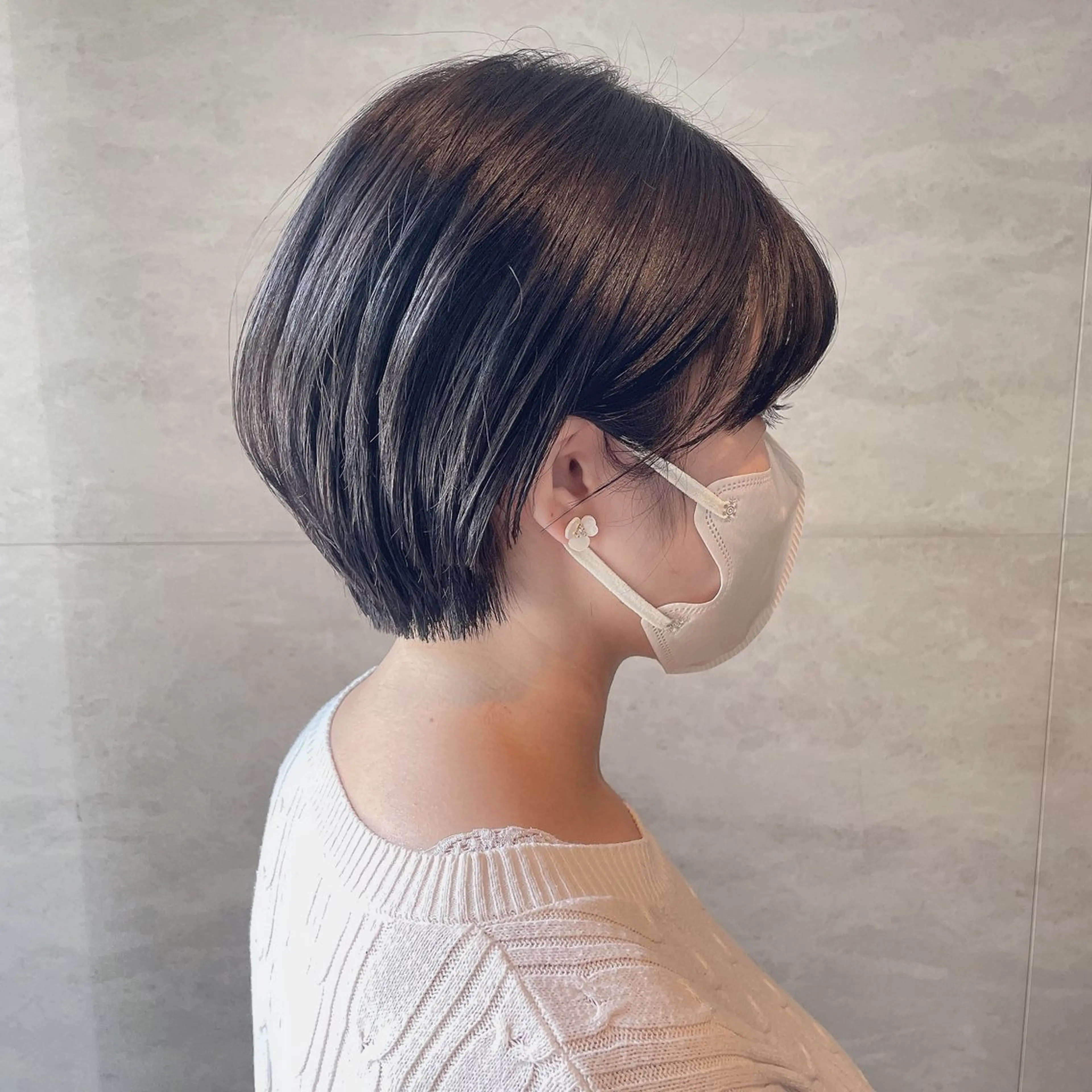 ショート アンニュイヘア/ 顔周りカット/眞弓萌のヘアスタイル