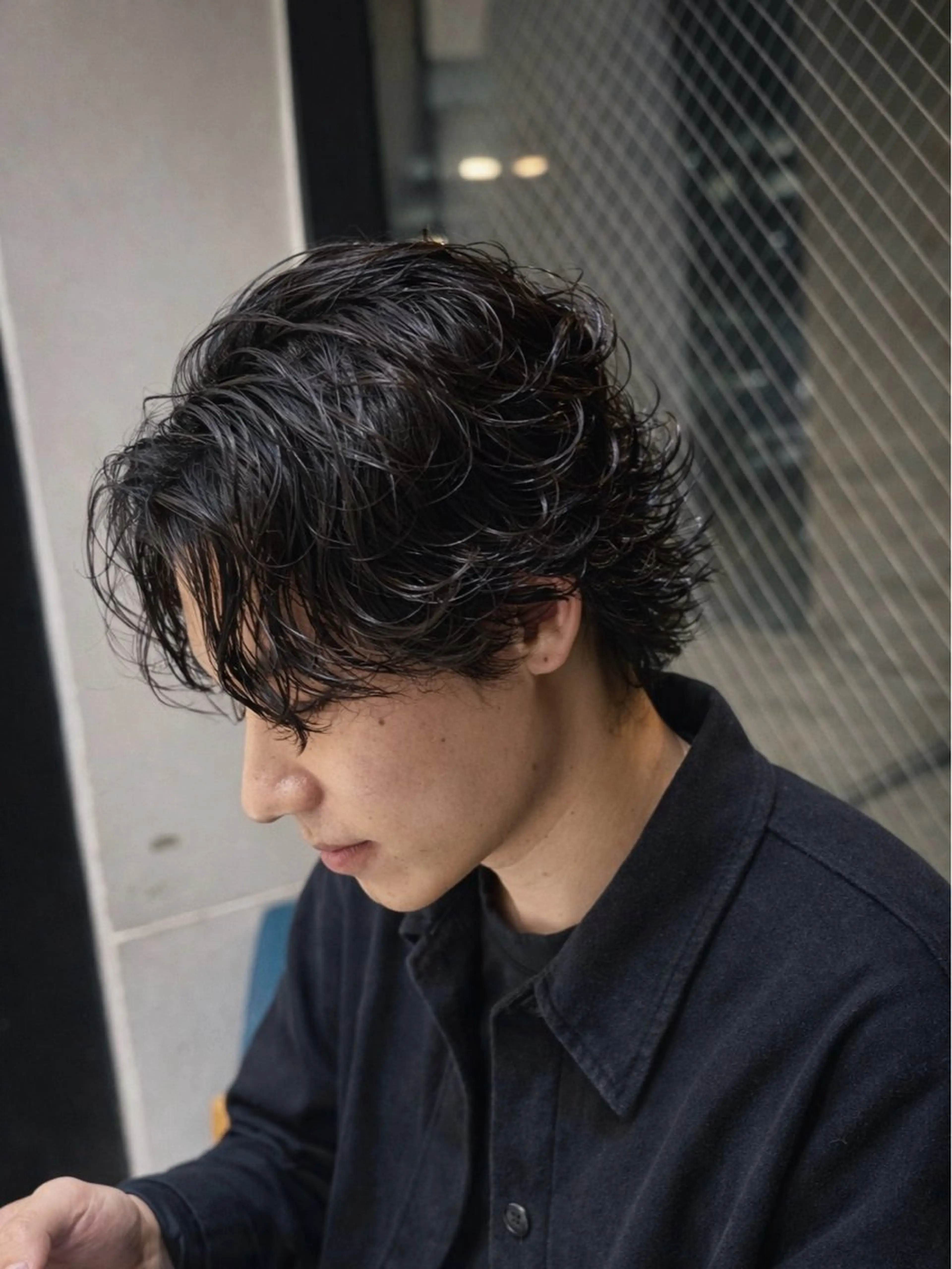 ミディアム パーマ メンズ カット パーマ トリートメント ケンシロウ メンズパーマ特化⭕️のヘアスタイル