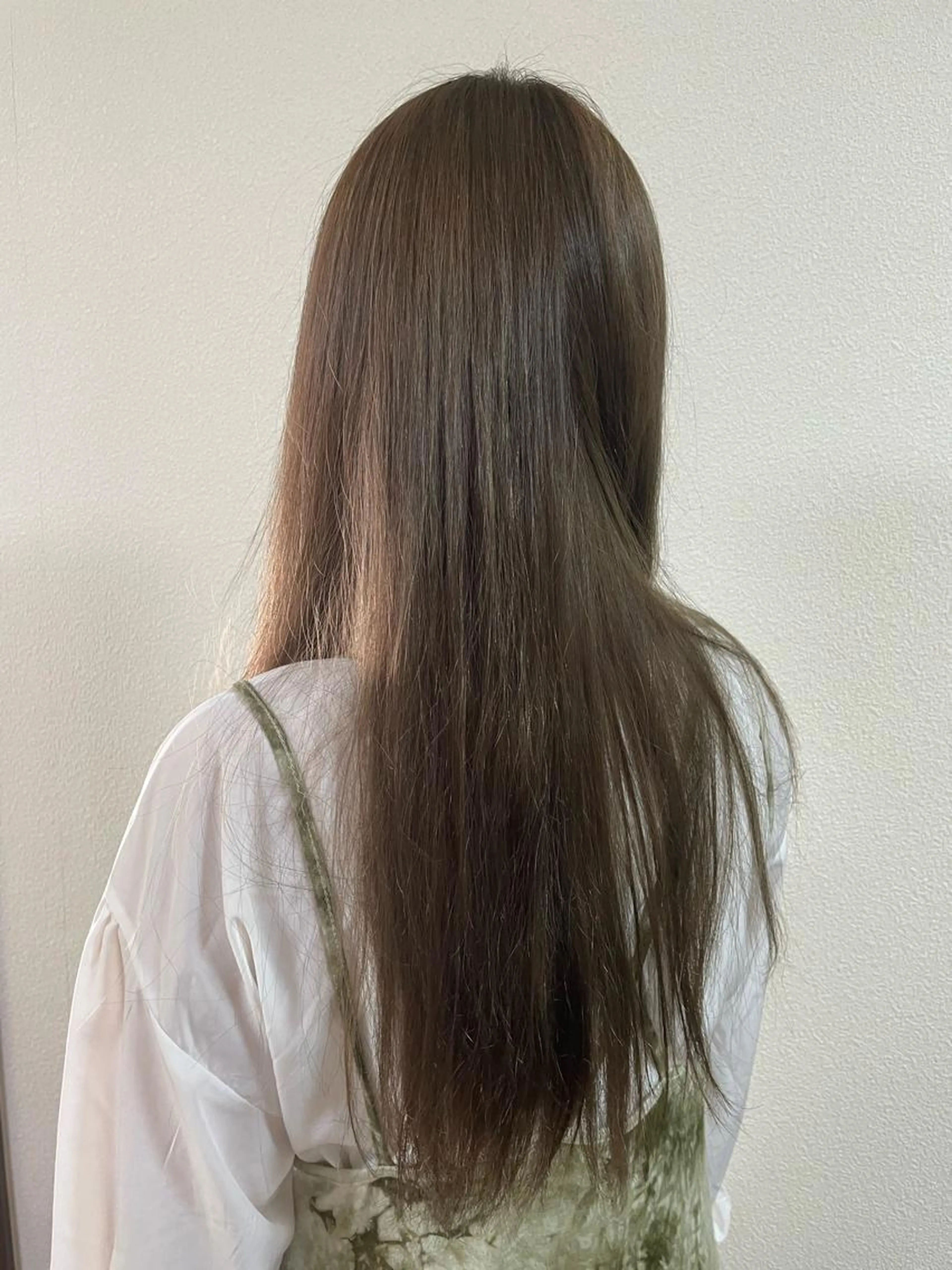 オーガニックカラー全体染め(シャンプードライ込)ロングの写真