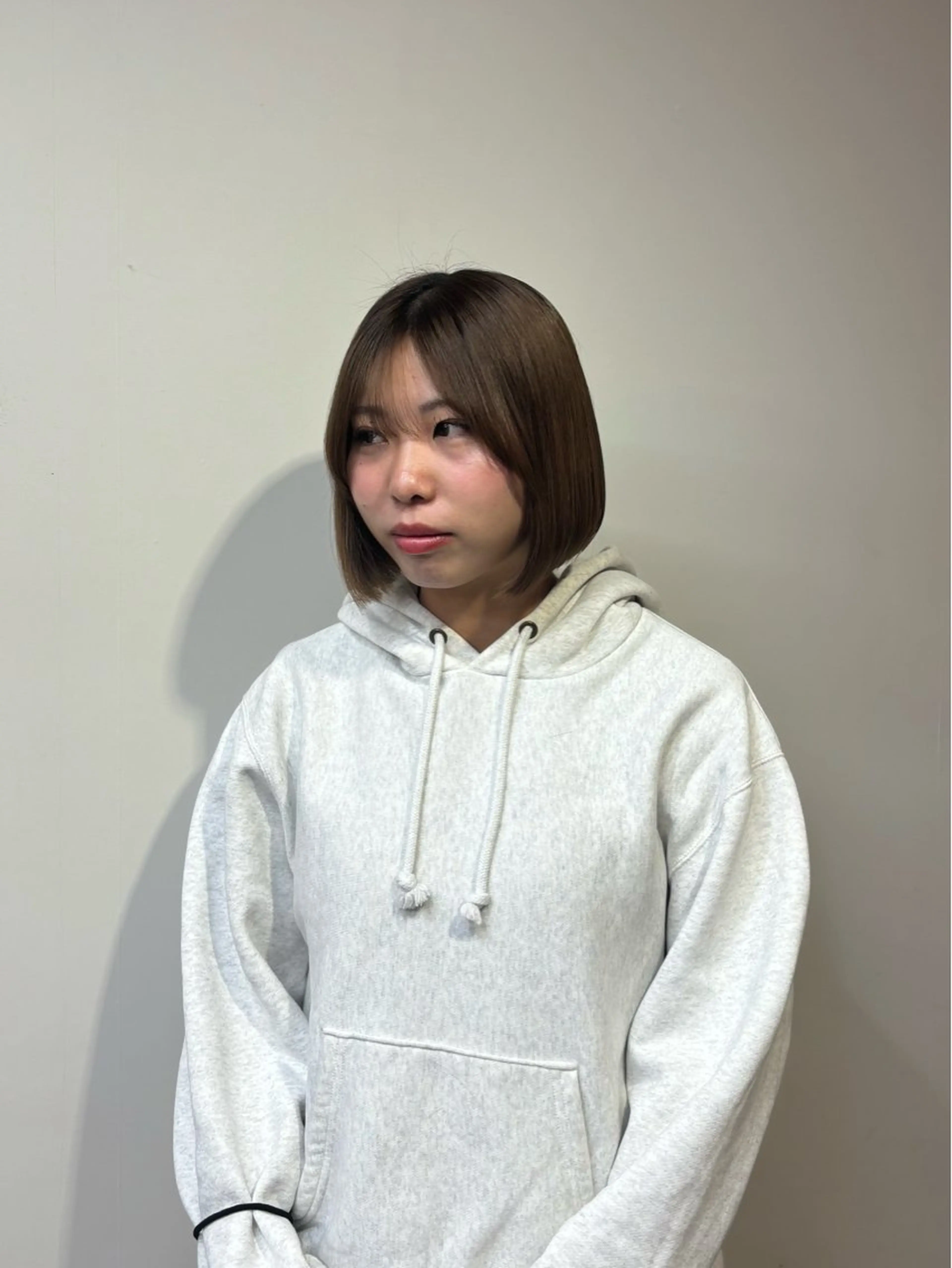 ミディアム ボブ 桂 奈穂のヘアスタイル