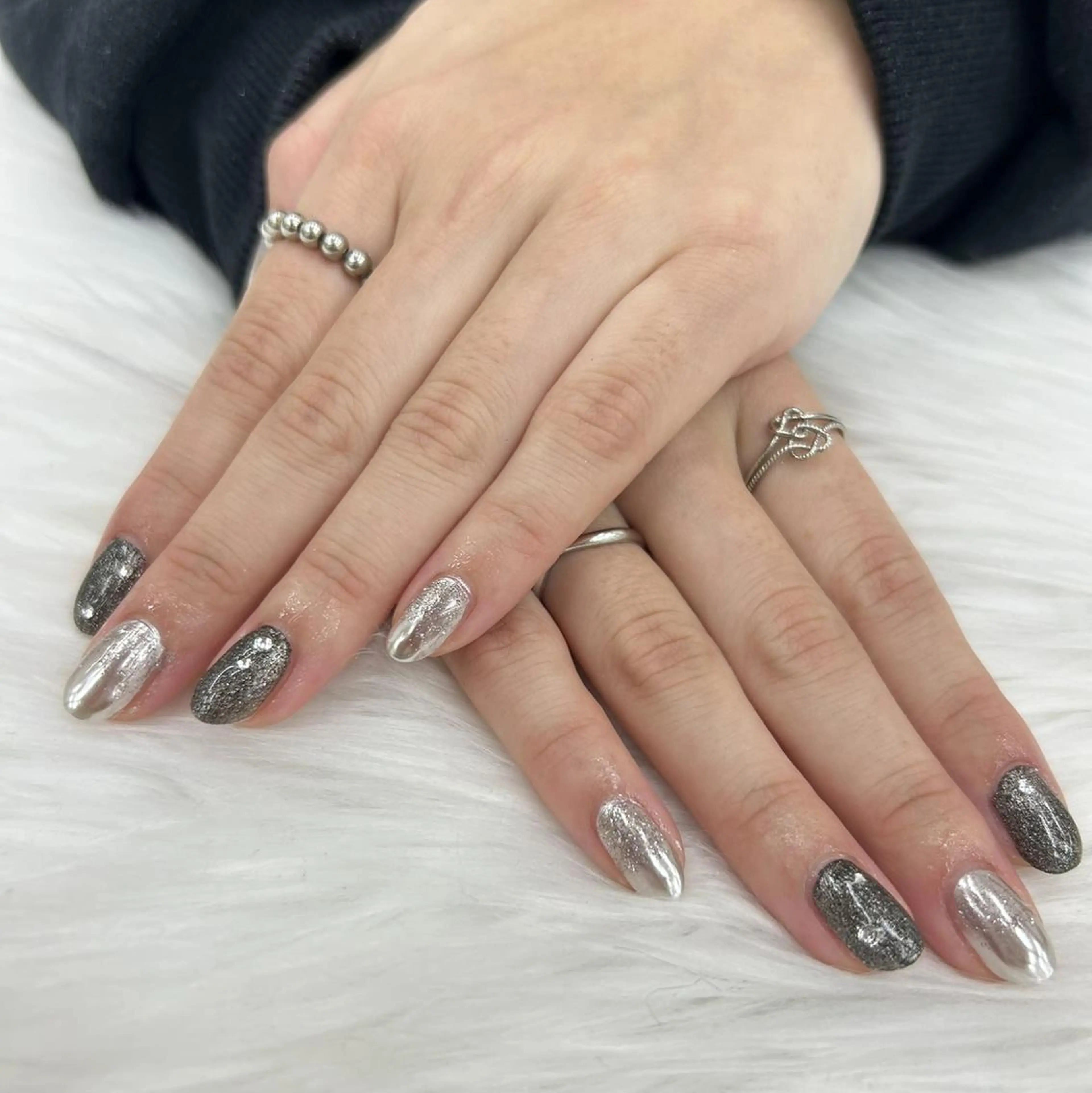 【ハンドジェルネイル★初回オフ無料】トレンドデザイン♪ハンドネイル　Cコースの写真