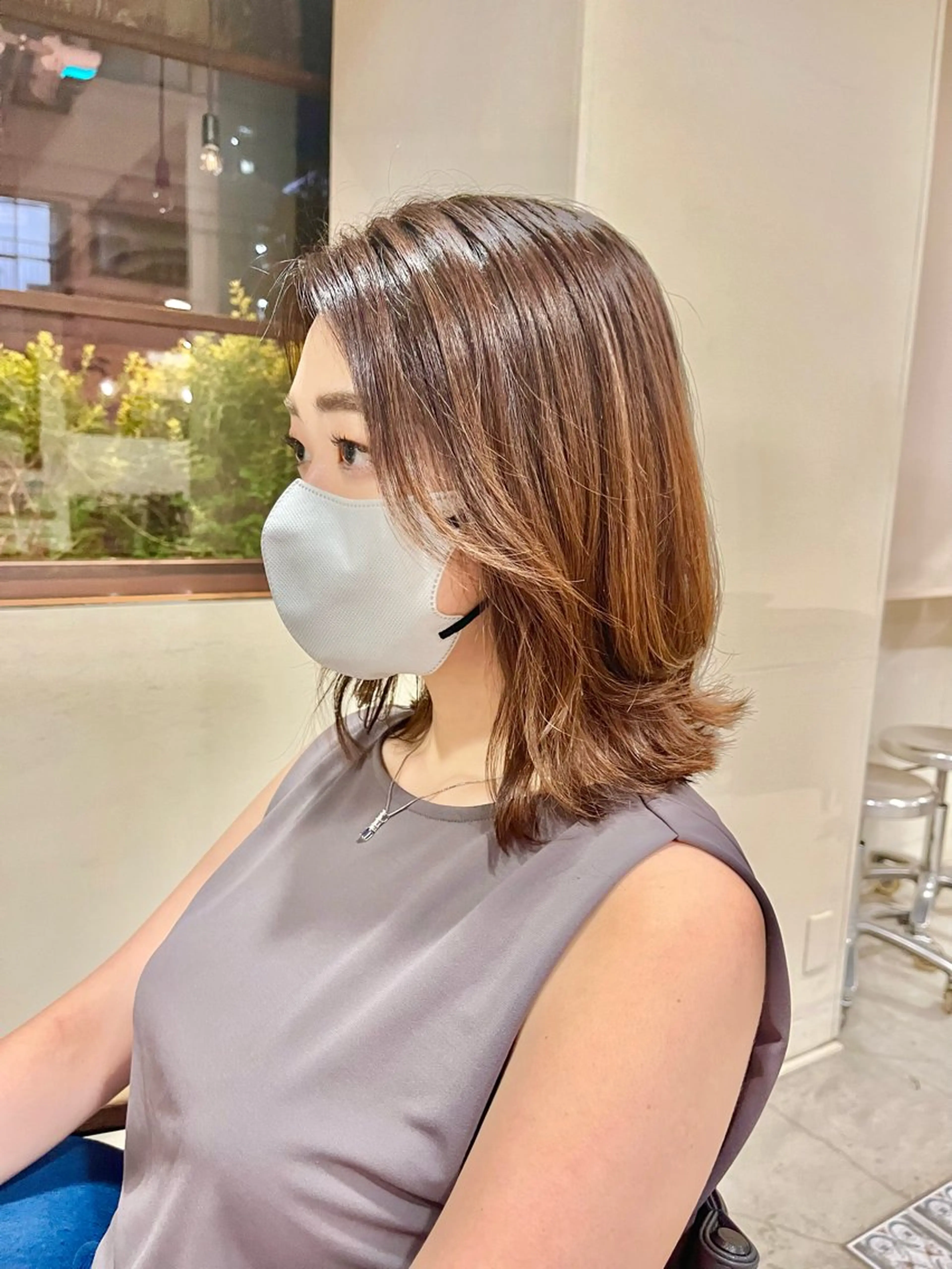 ミディアム 岡田 優香のヘアスタイル