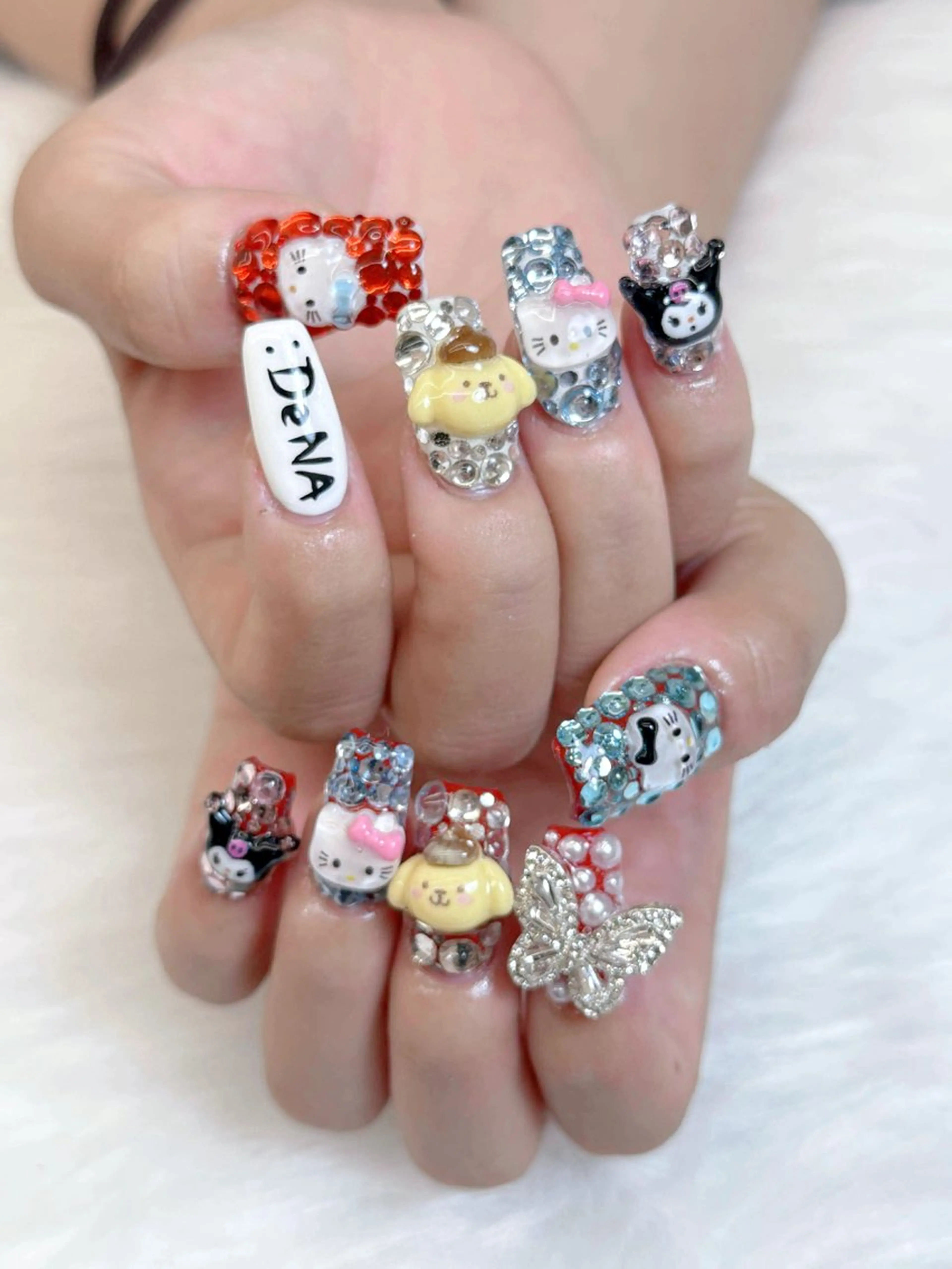 ネイル Luxe Nailのネイルデザイン