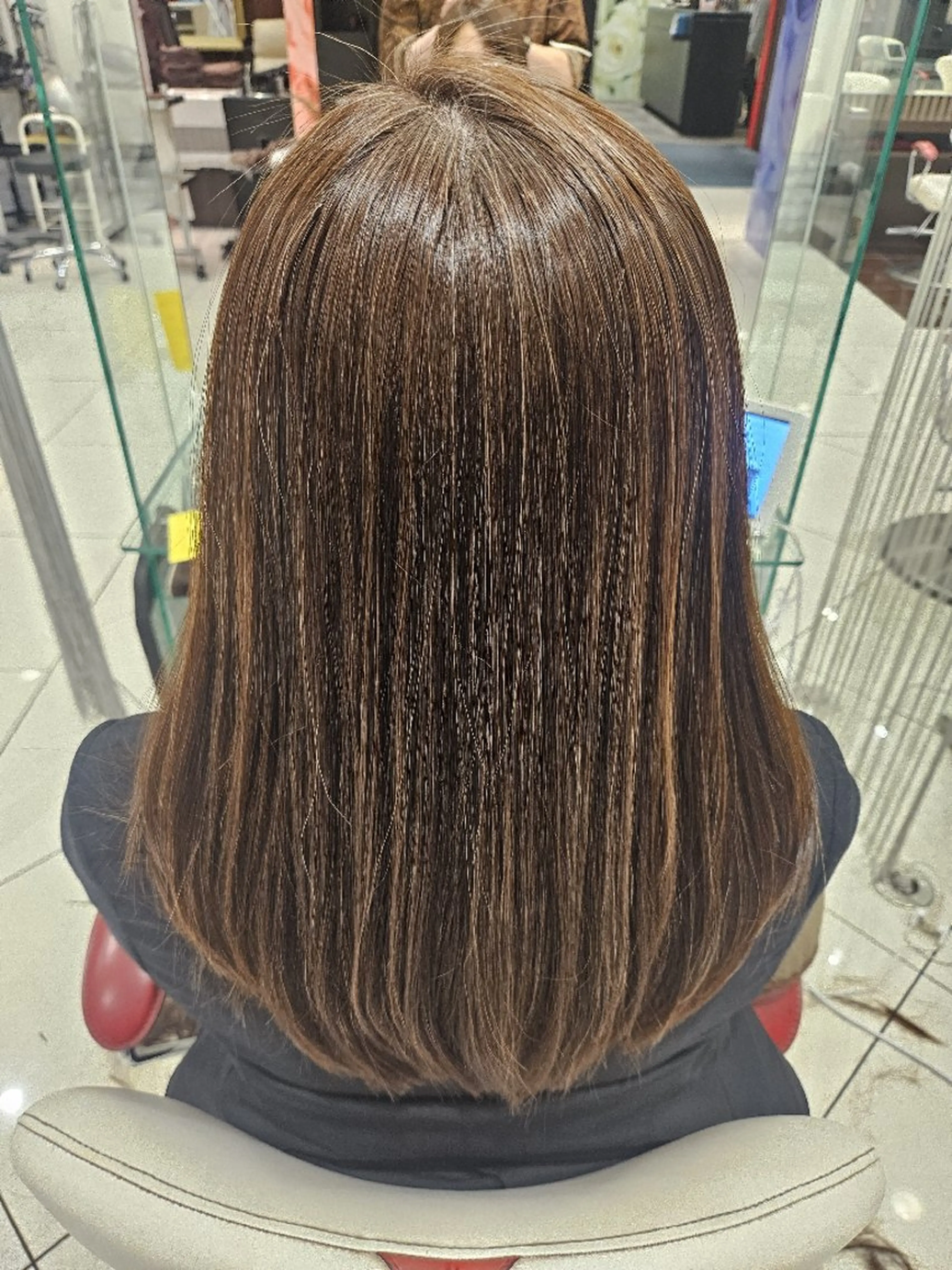 セミロング レイヤーカット 山田 憲/髪質改善のヘアスタイル