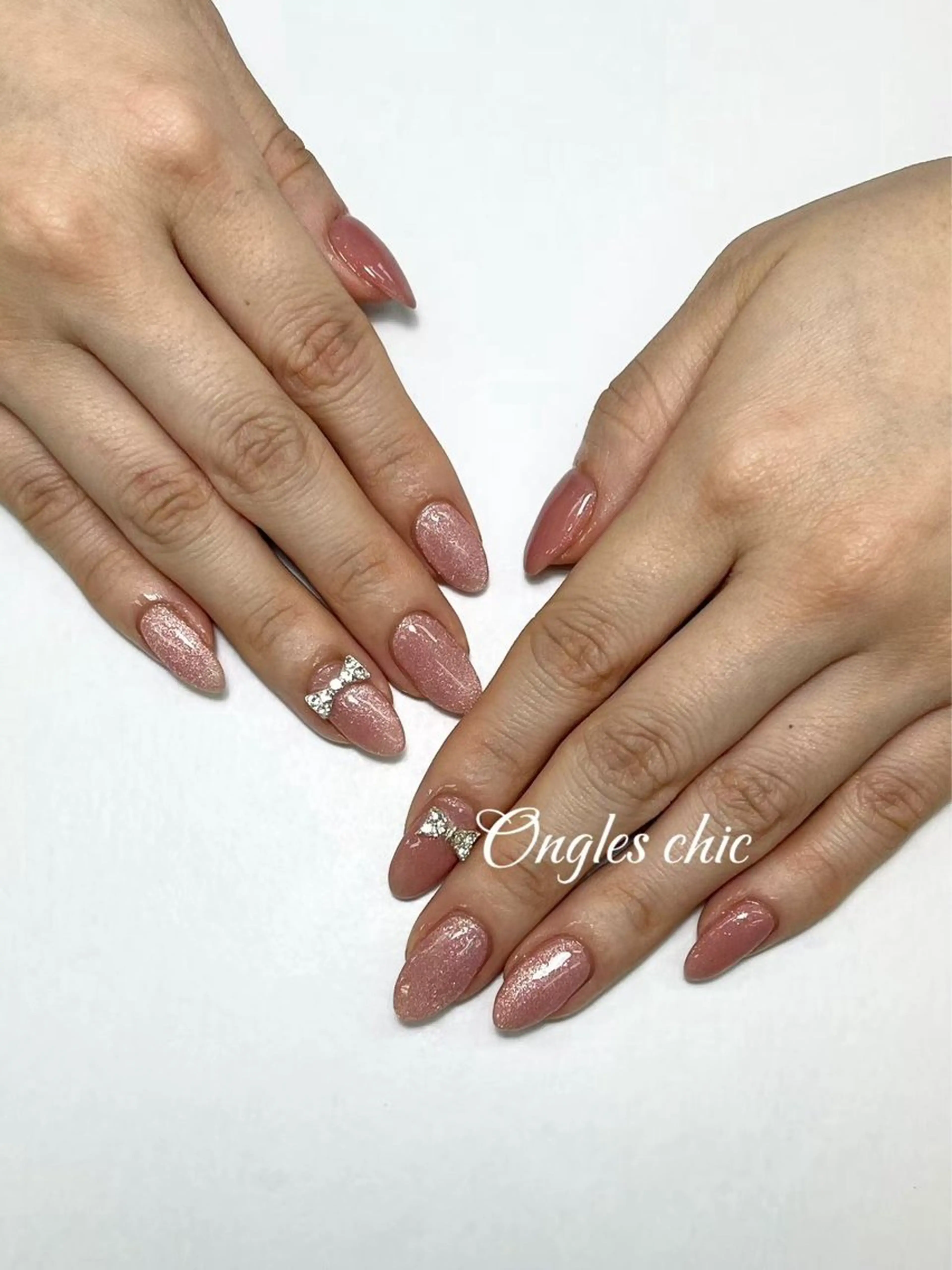 ネイル ハンドネイル ongles chicのネイルデザイン