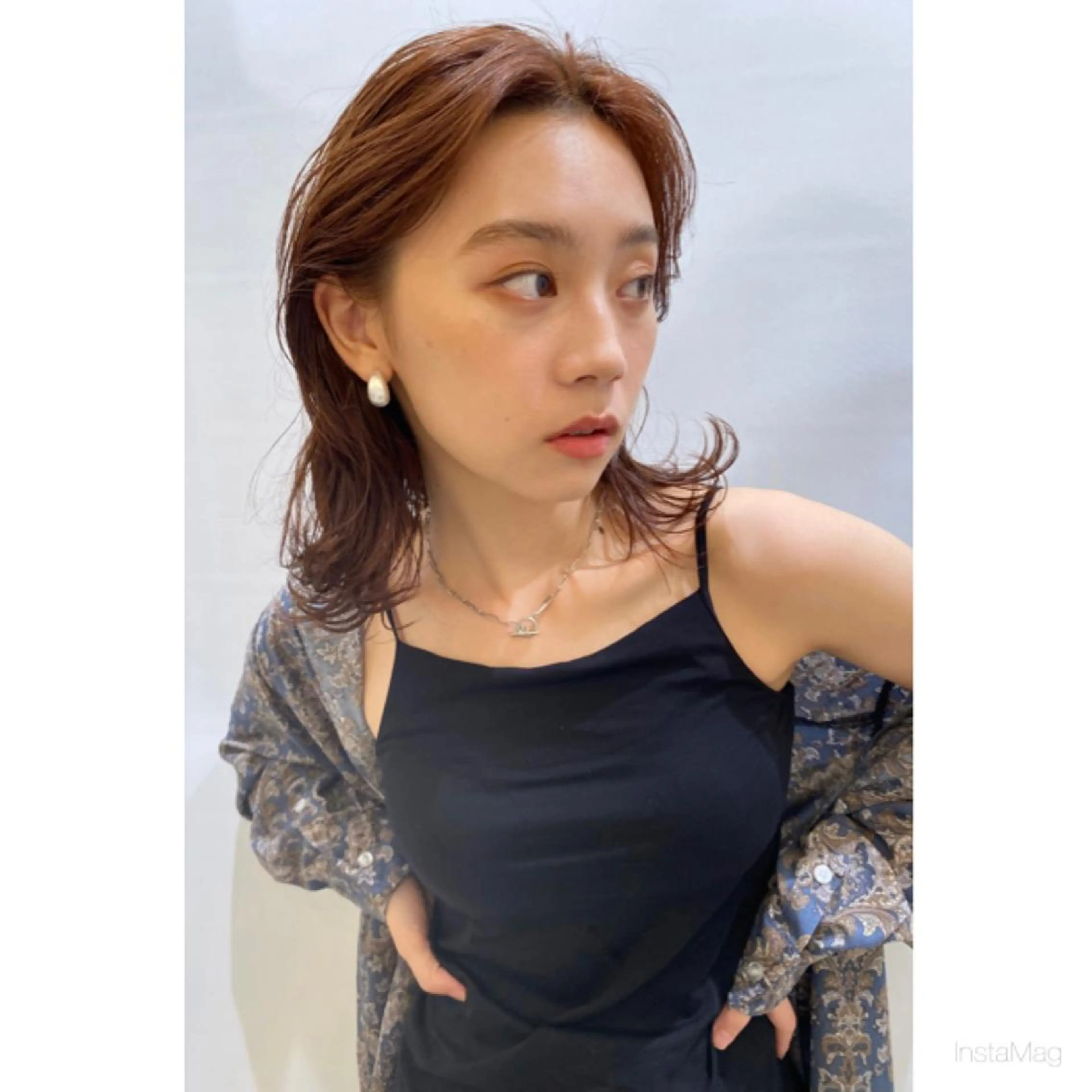 ミディアム カラー カット ヘアカラー 岩間 香純のヘアスタイル