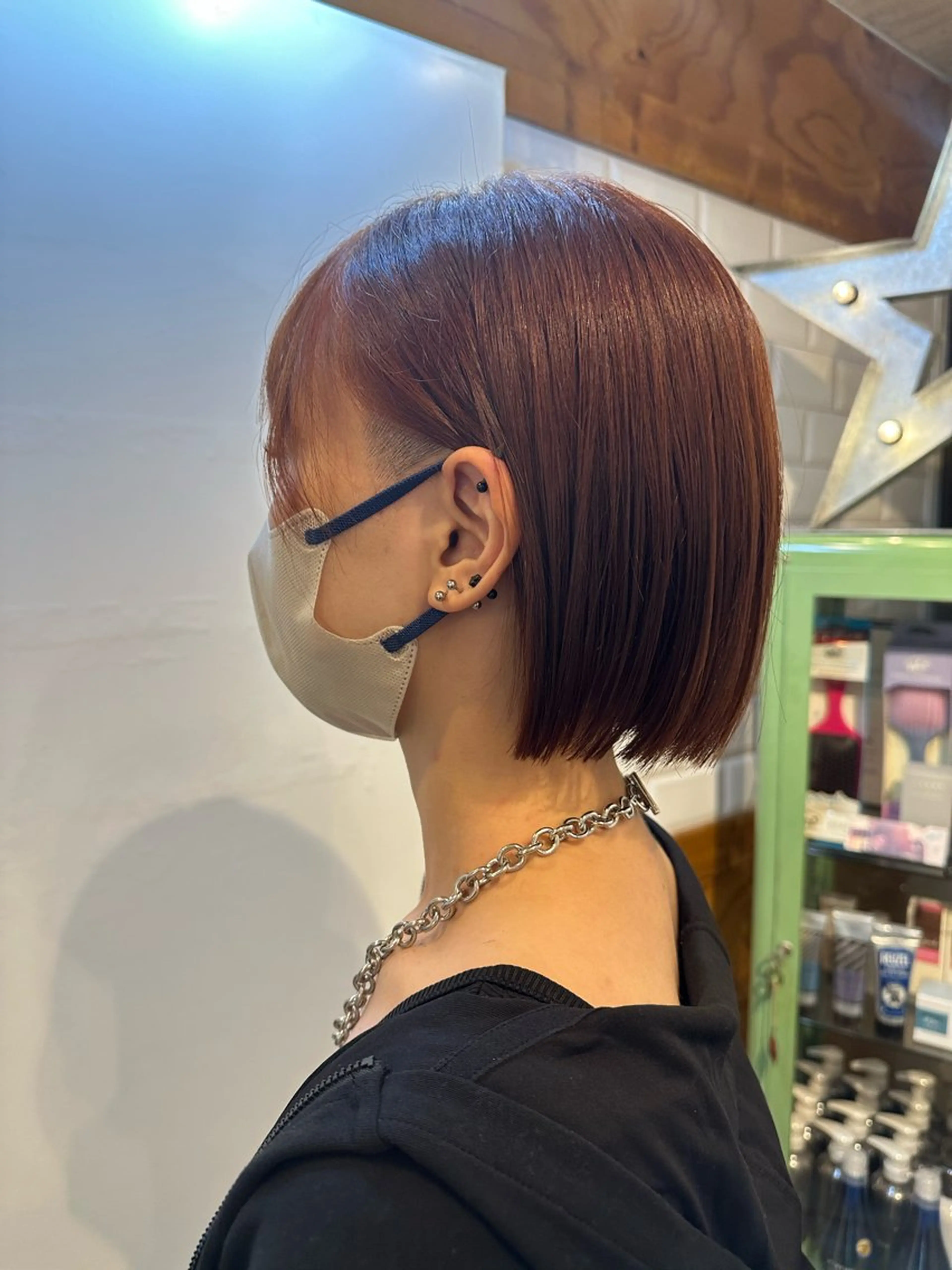 ショート ボブ 顔周りカット ハイライト カット ヘアカラー トリートメント KANA/ボブ/ インナーカラー/艶髪のヘアスタイル