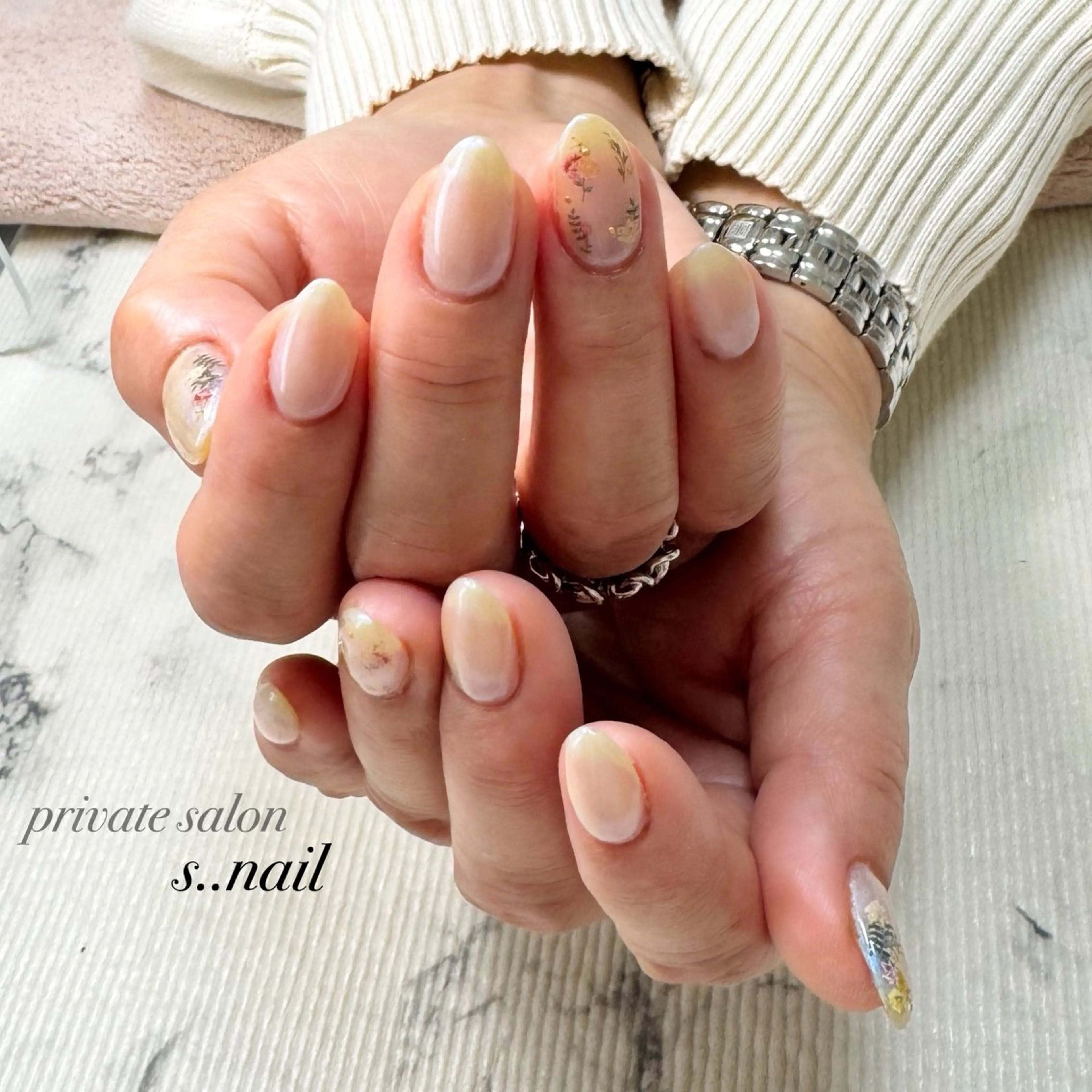 ネイル フラワーネイル ハンドネイル フットネイル s..nail / MORITAのネイルデザイン