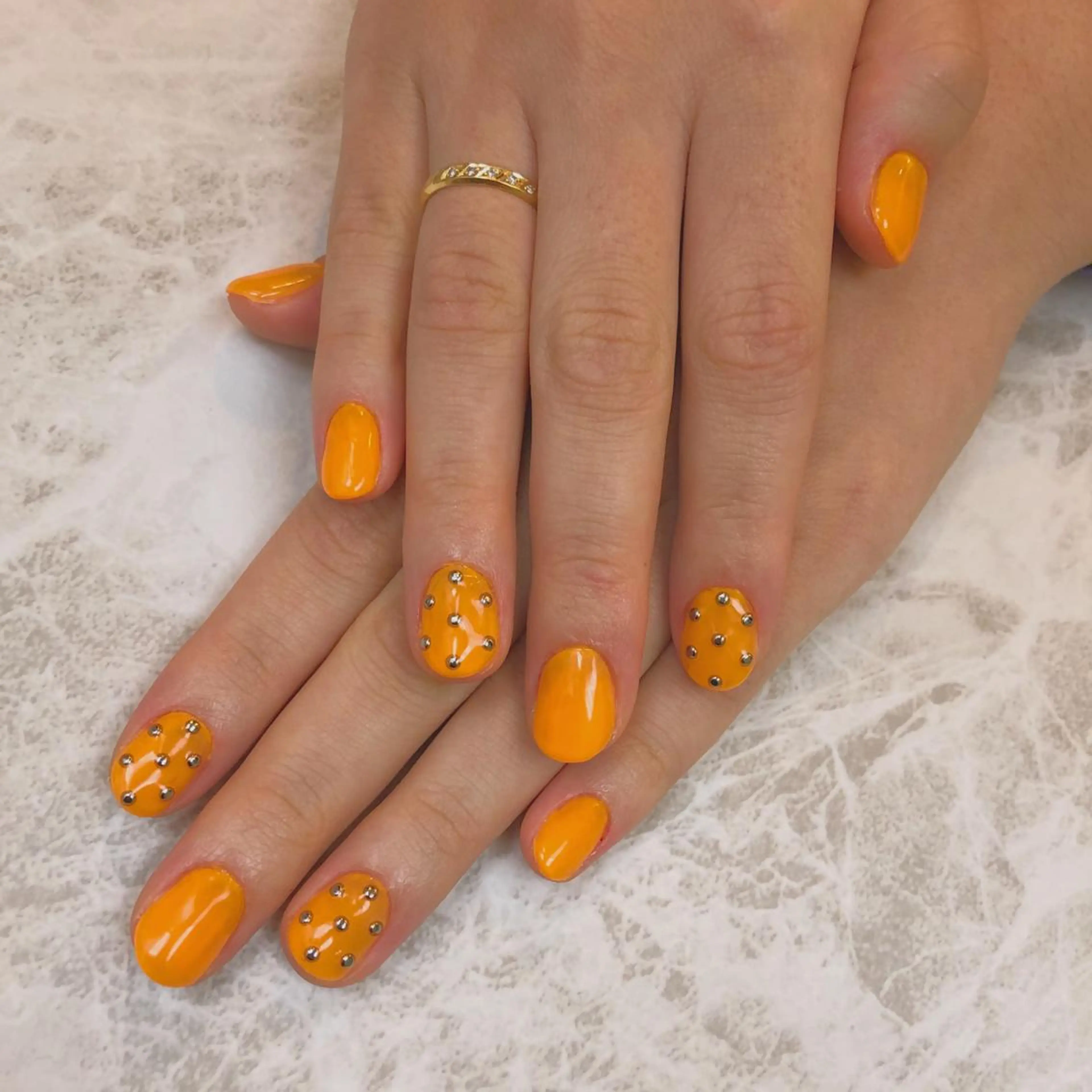 ネイル オレンジ Irodim所属・MOKA NAKAGAWAのエステ・リラクイメージ