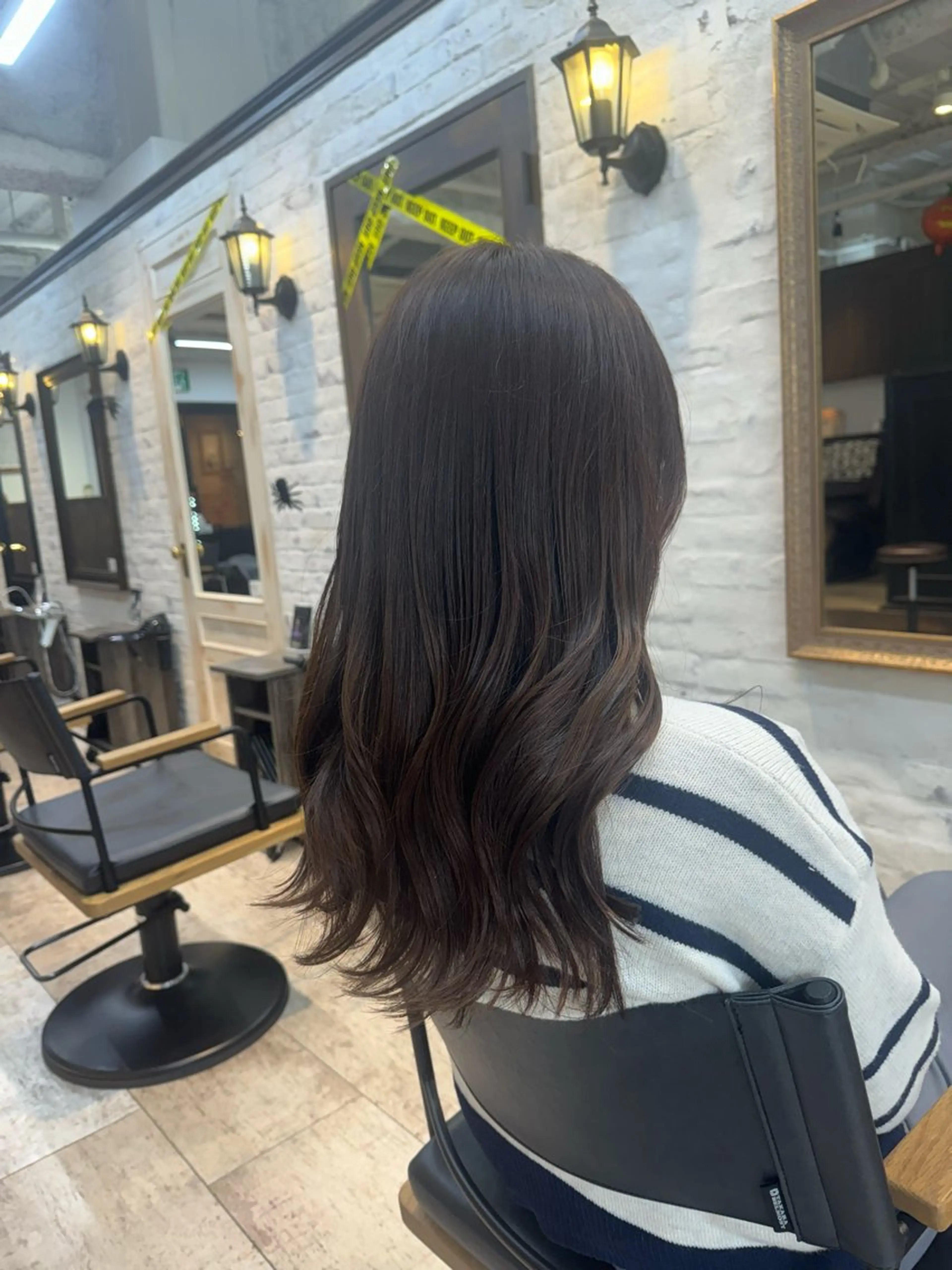 ロング 西出 茉燦のヘアスタイル