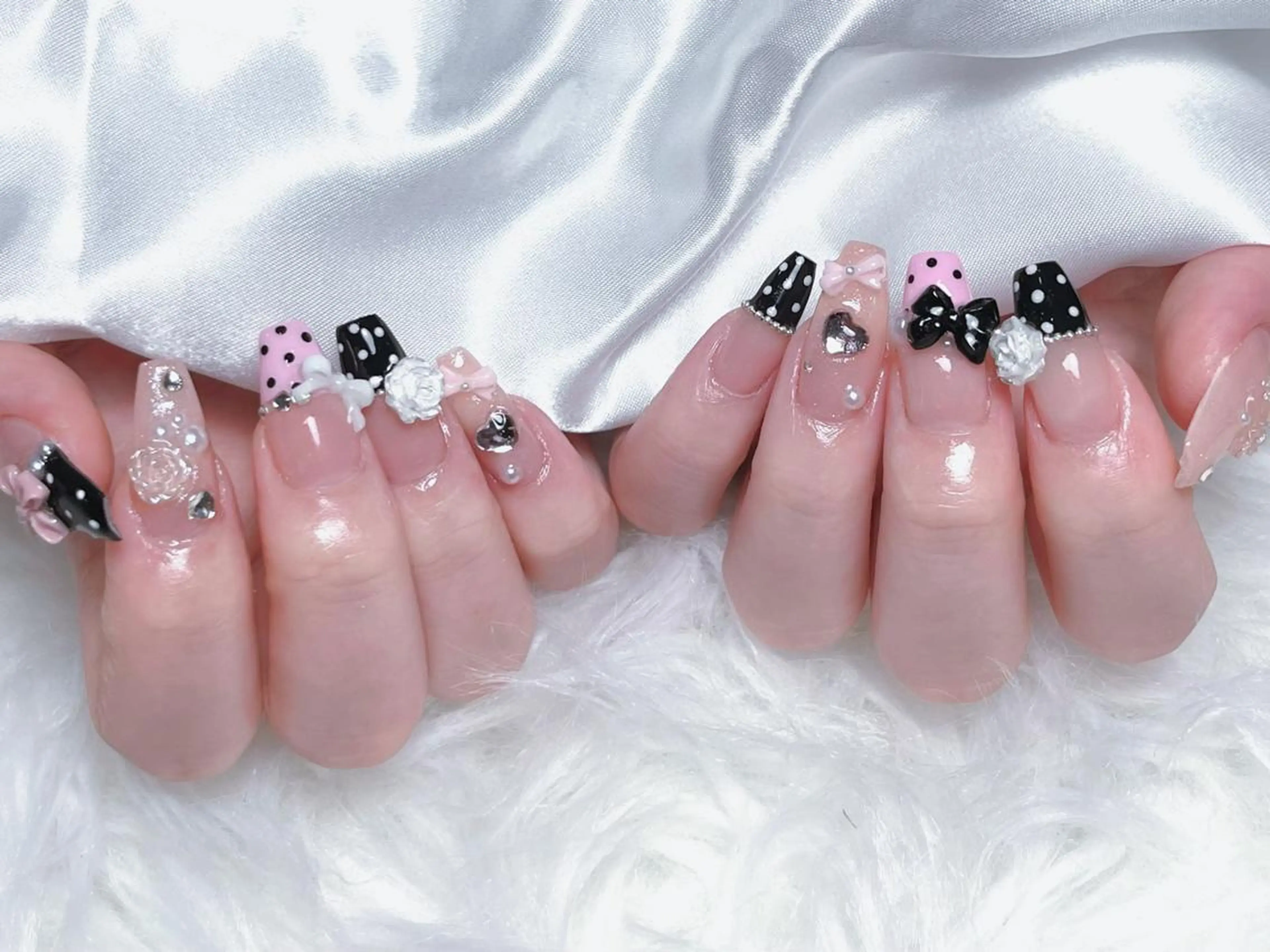 ネイル 長さ出し グラデーション 卒業式 キラキラネイル マグネットネイル アンアンBelle Nail Salonのネイルデザイン