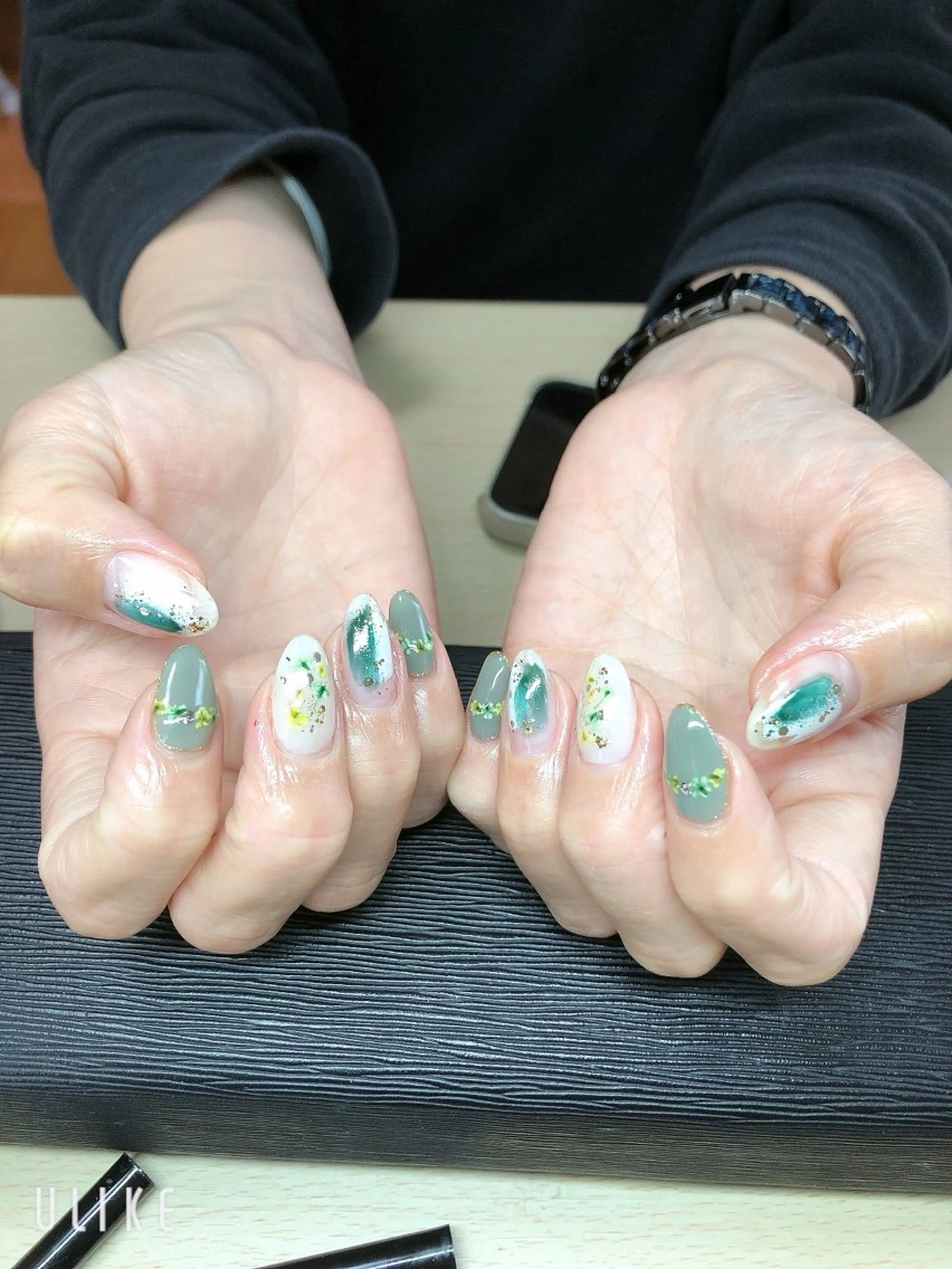 ネイル AISANCE -エゾンス-のネイルデザイン