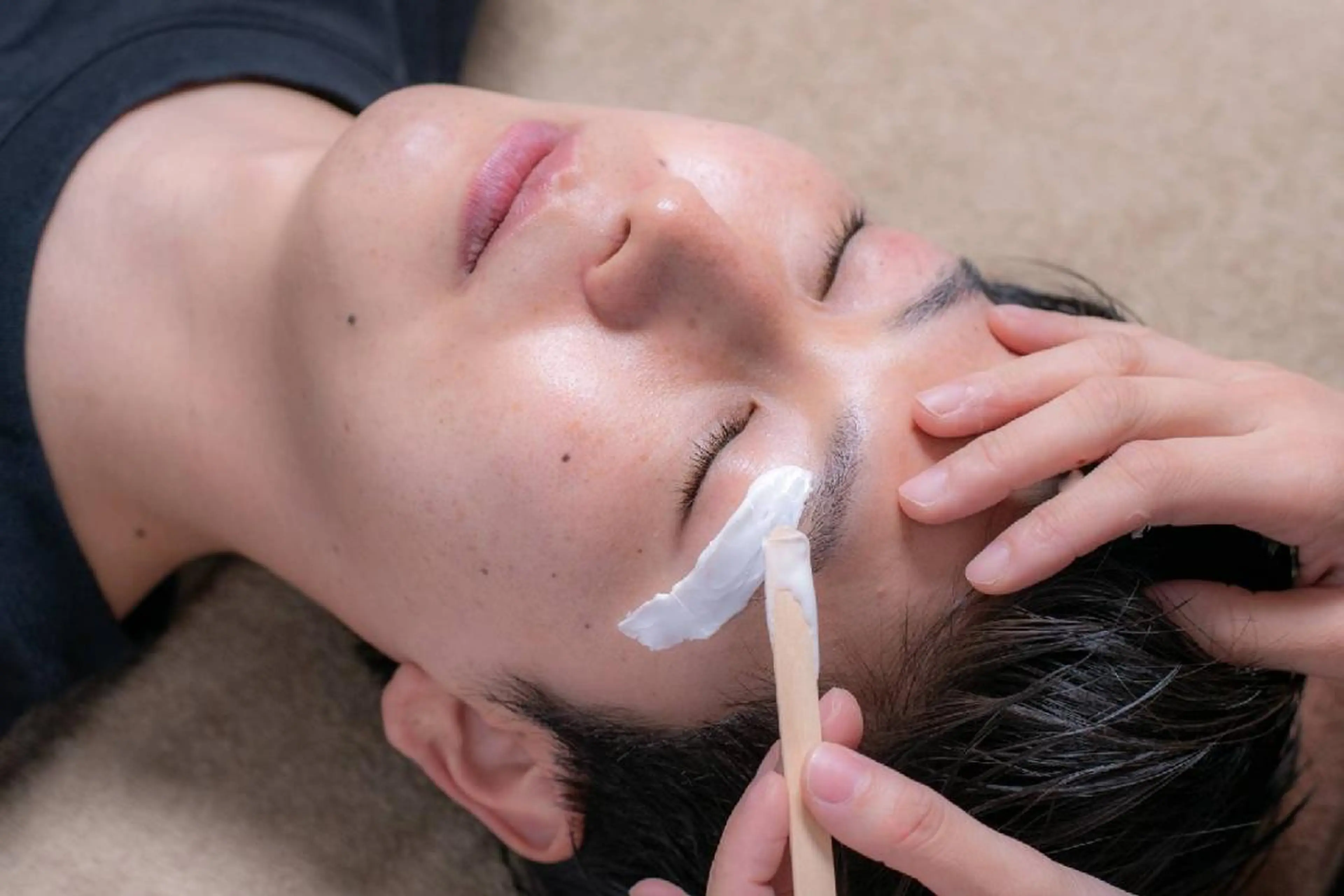 メンズ アイブロウ KRらぼ所属・KRらぼ 石川のエステ・リラクイメージ