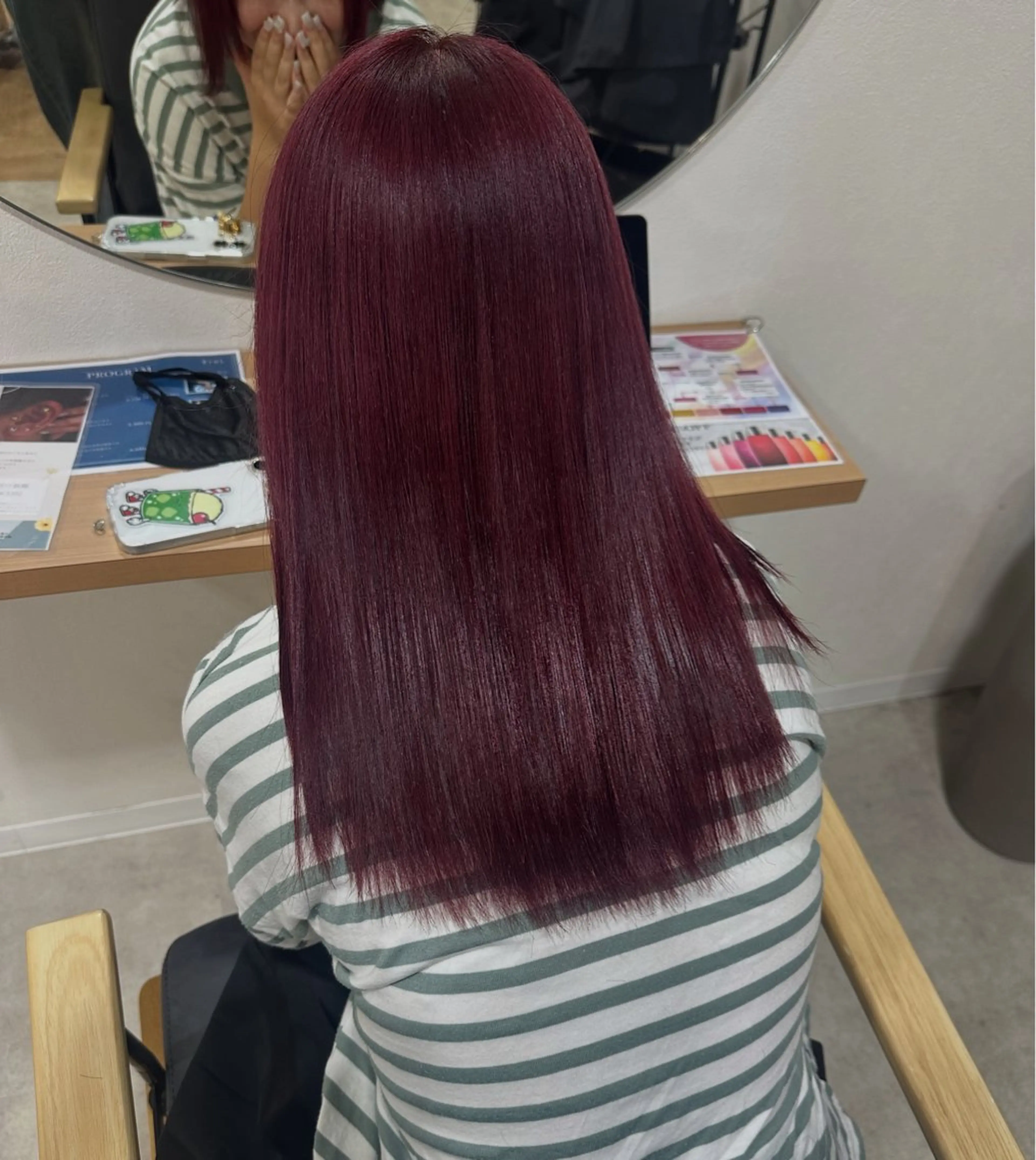 セミロング カット ヘアカラー 小寺 唯希のヘアスタイル