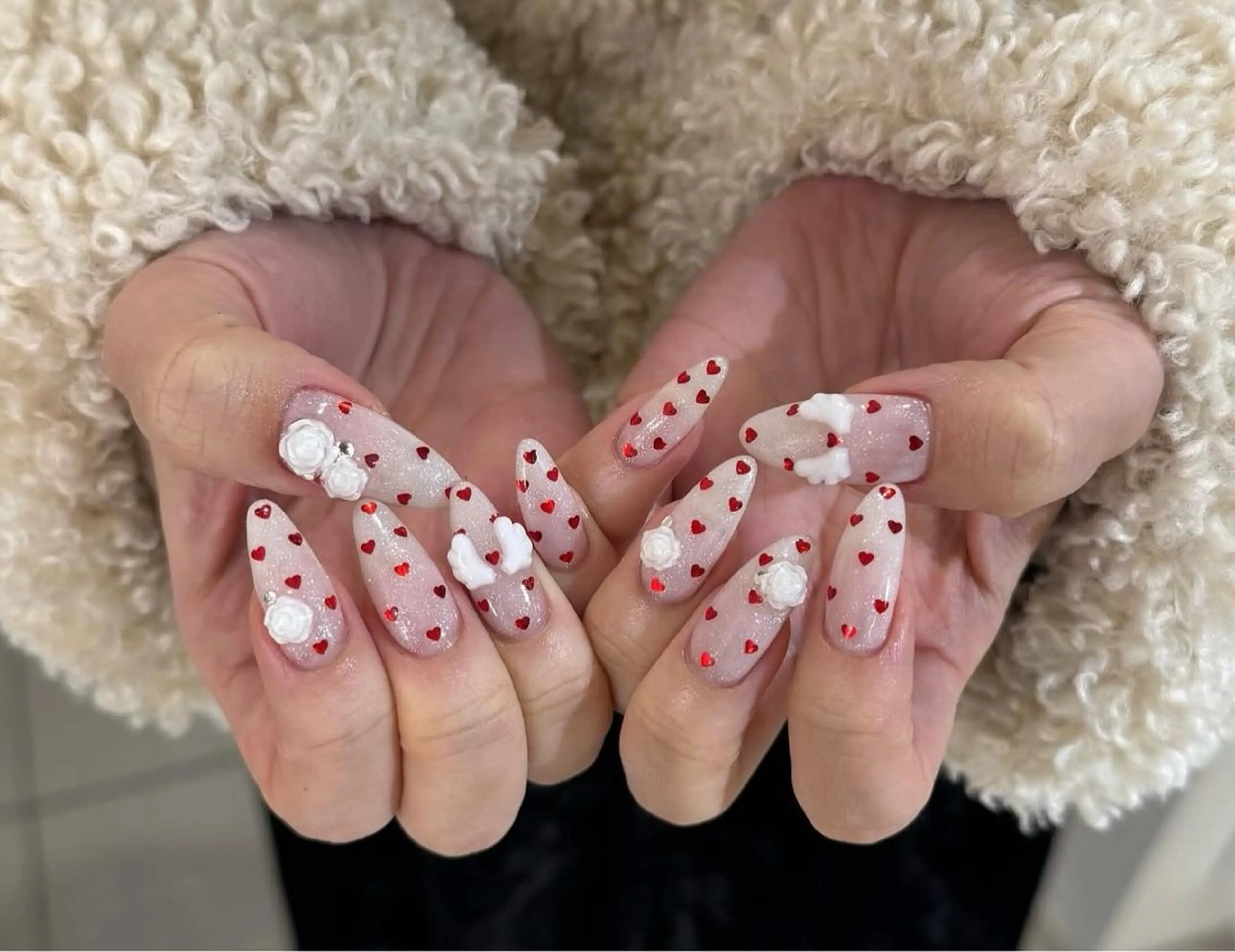 ネイル グラデーション キラキラネイル ワンカラーネイル 冬ネイル Jenn Nail Salonのネイルデザイン
