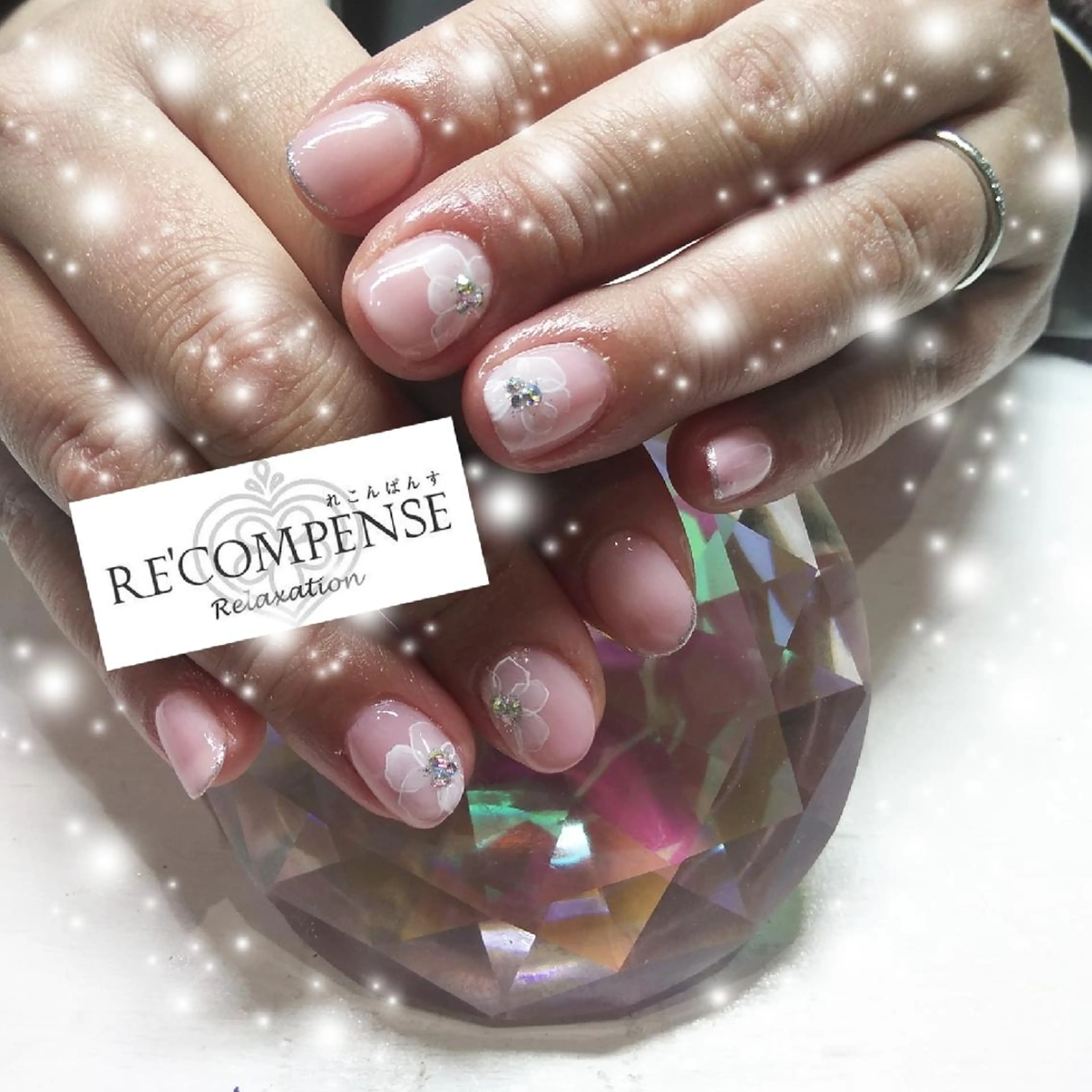 ネイル RE'COMPENSE所属・れこん ぱんすのネイルデザイン