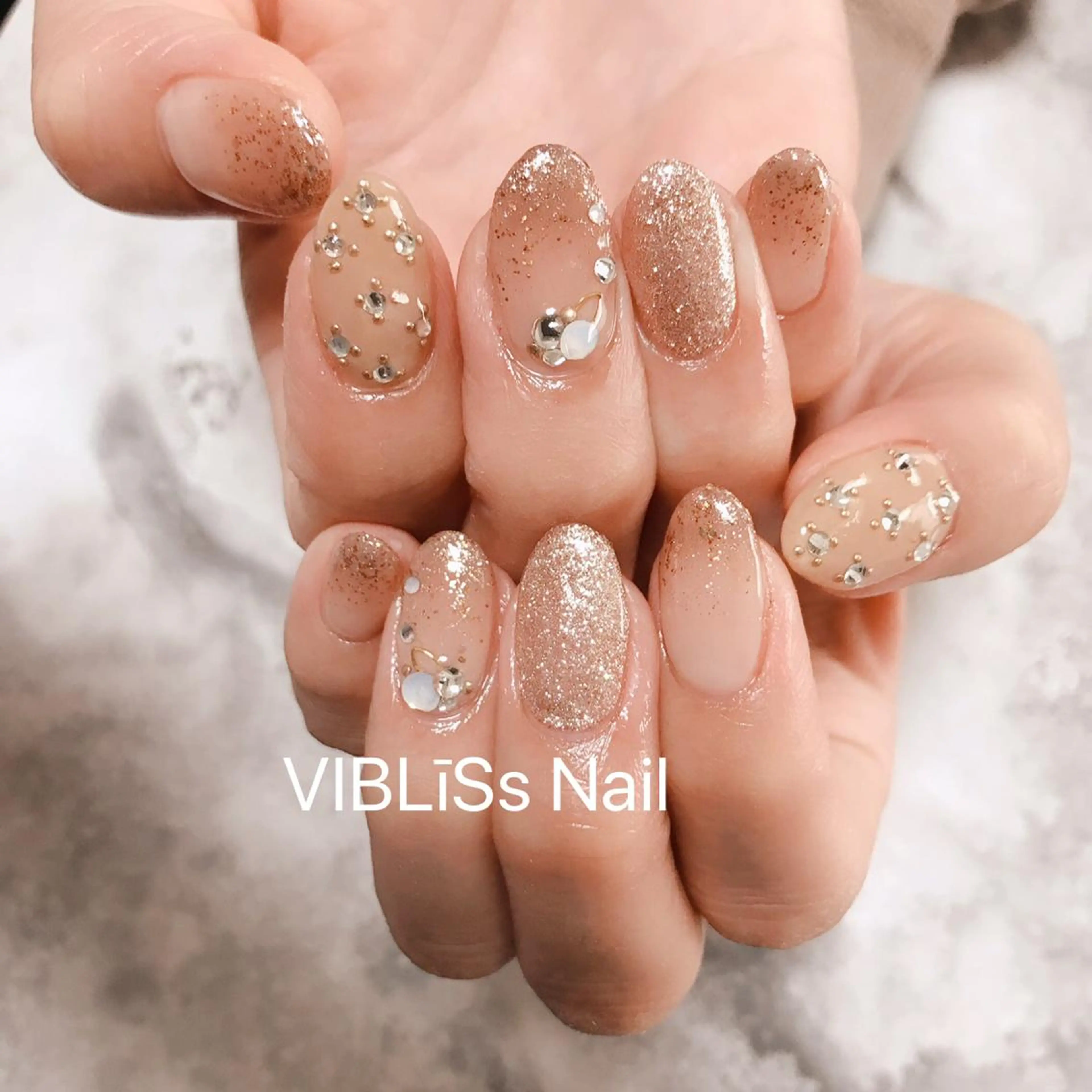 ネイル VIBLīSs nailのネイルデザイン