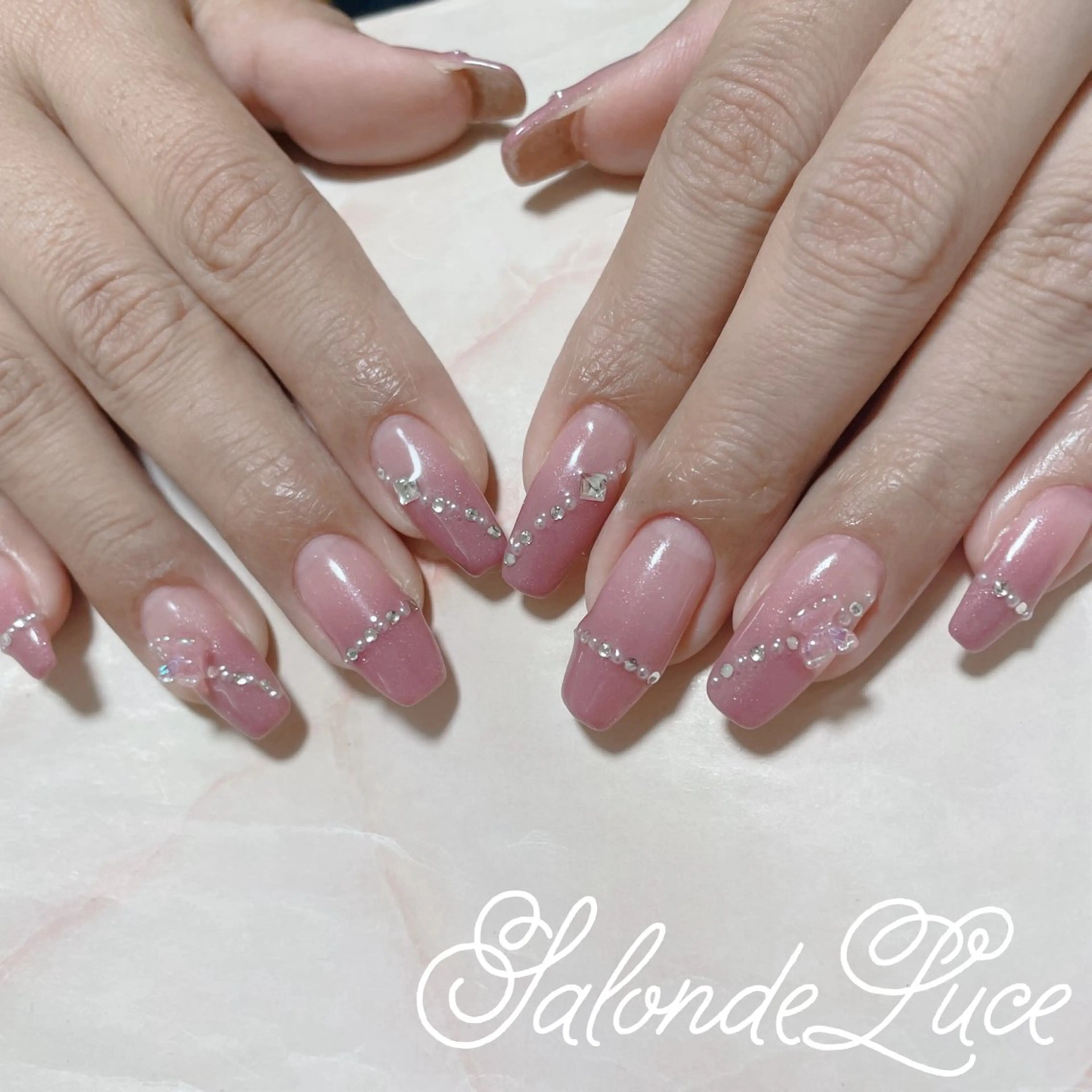 ネイル グラデーション Salon de Luceのネイルデザイン