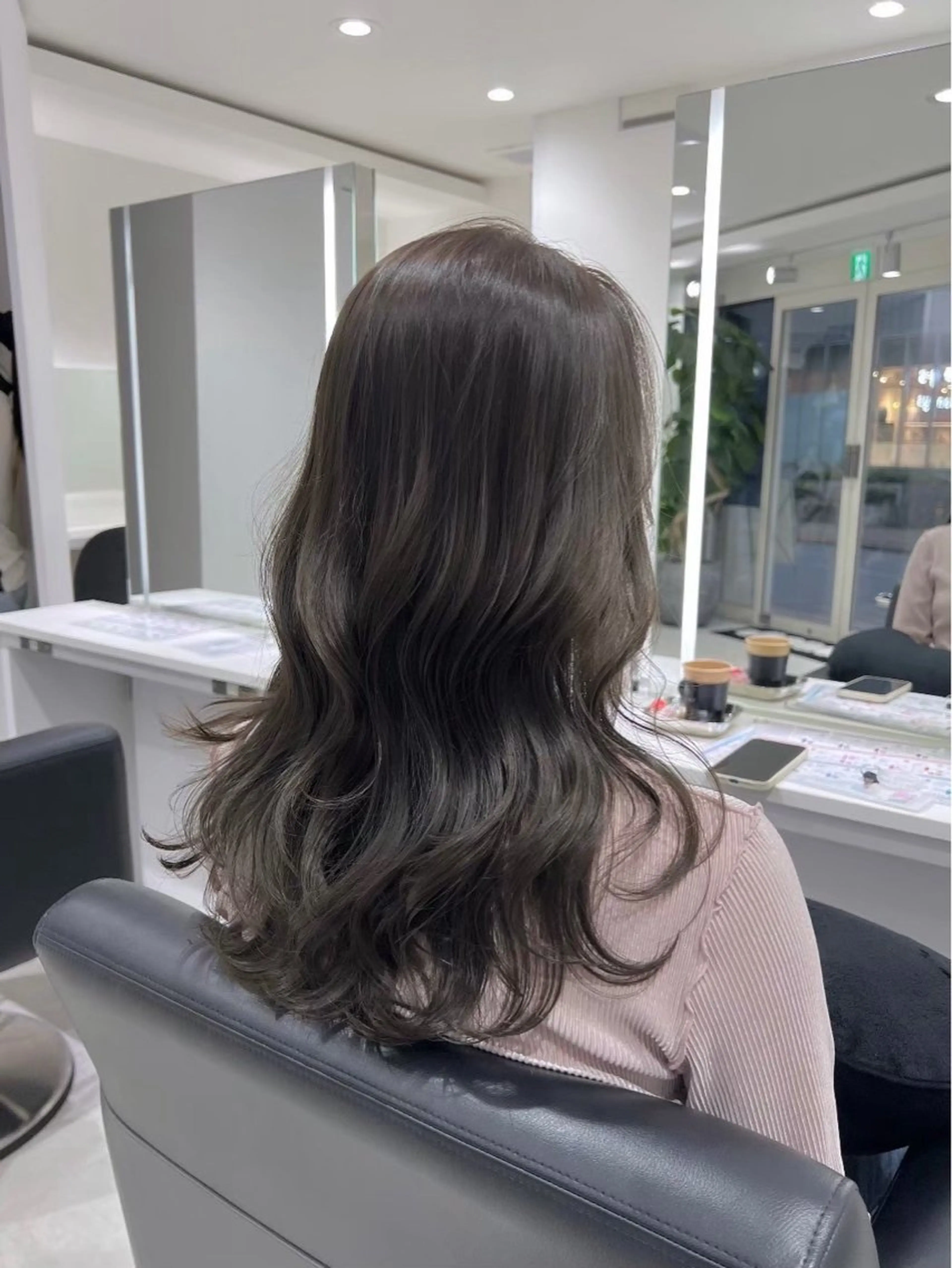 ミディアム グレージュ/ベージュ /経堂/sana🌱のヘアスタイル