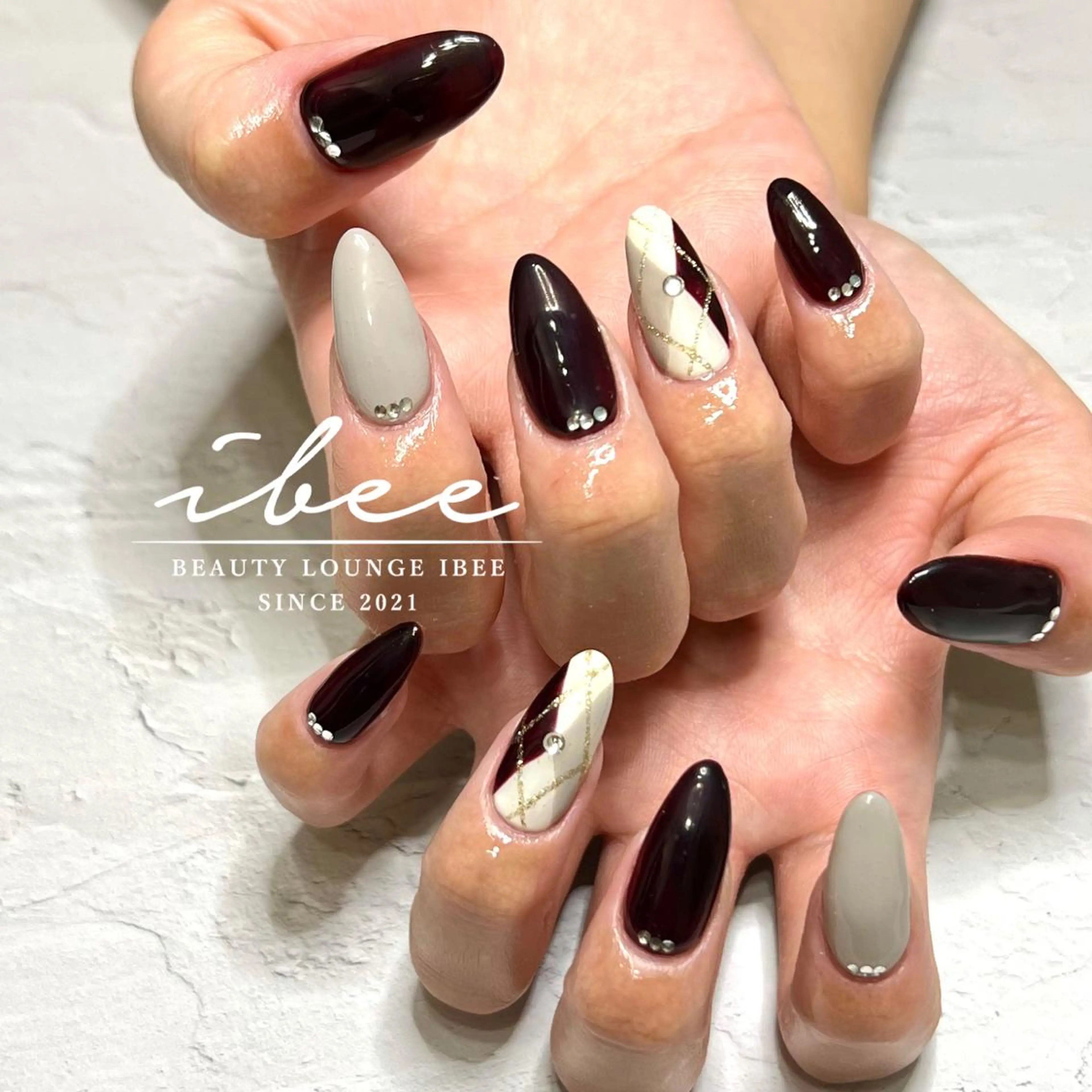 ネイル ハンドネイル ibee nail 🤍yumiのネイルデザイン