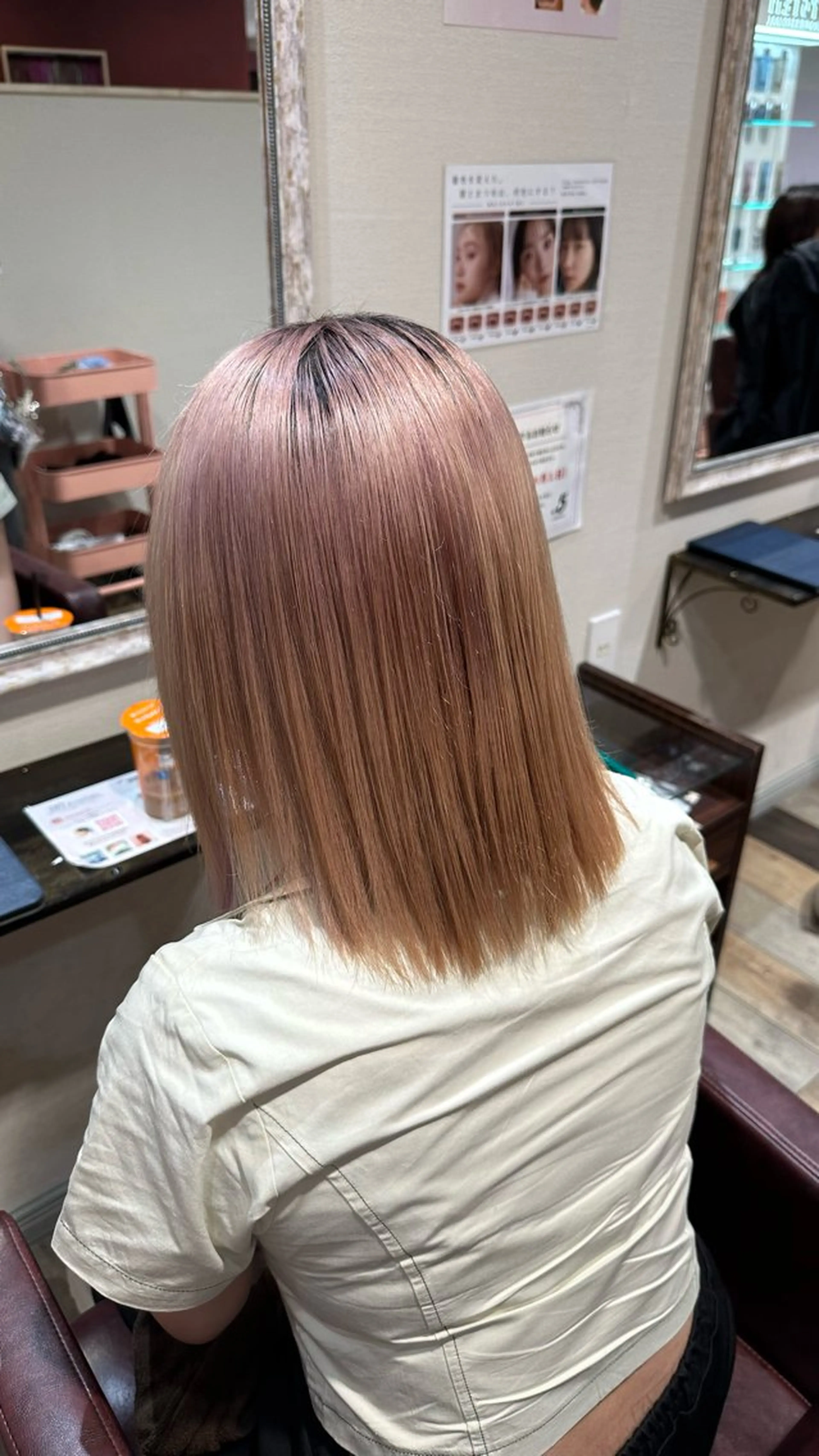 ショート あいさ🤍ムラ無しカ ラー🤍のヘアスタイル