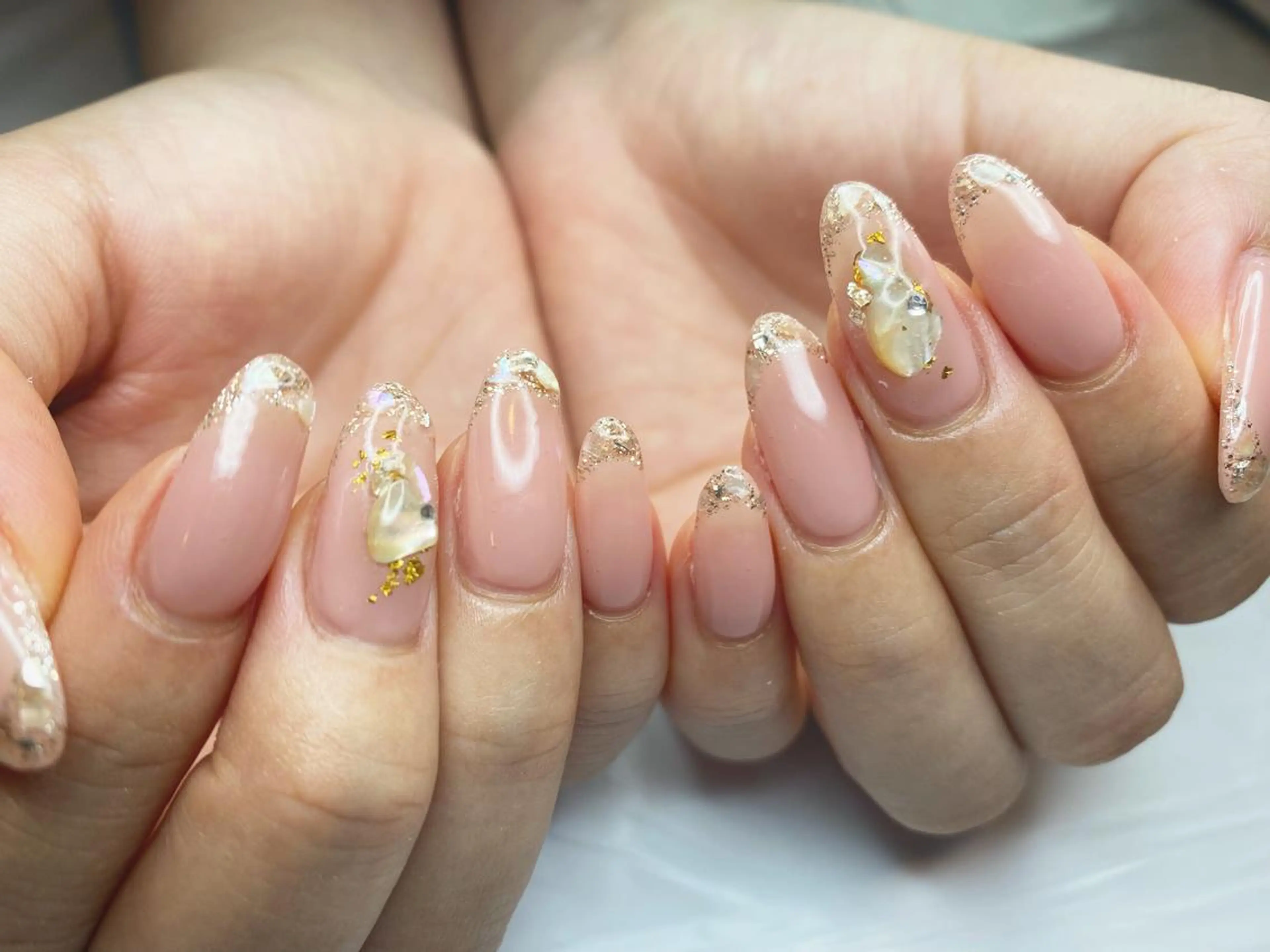 ネイル フレンチネイル ガラスフレンチ ハンドネイル nailist nanaのネイルデザイン