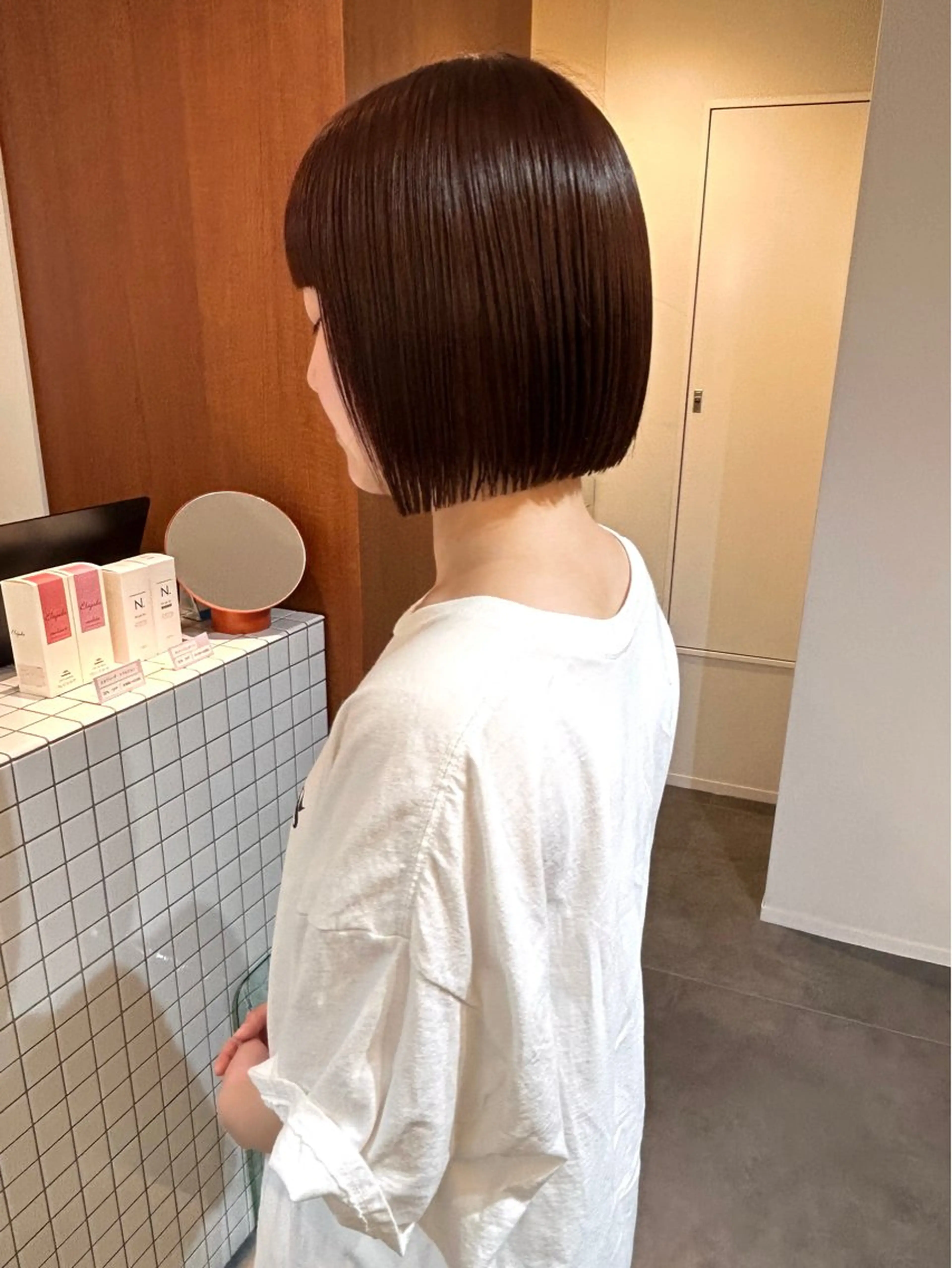 ショート W所属・小林 朋花のヘアスタイル