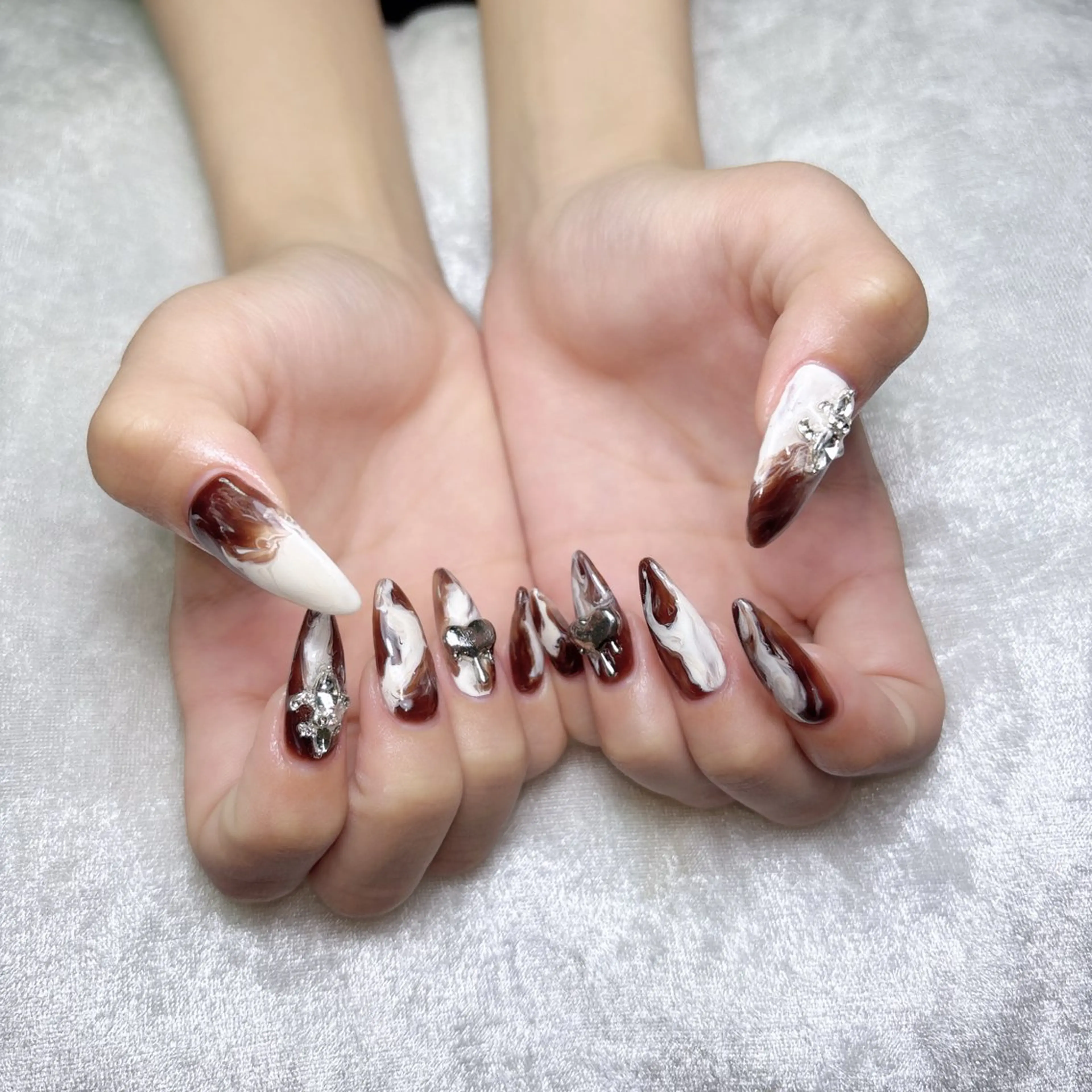 ネイル Airis所属・Airis aiのネイルデザイン