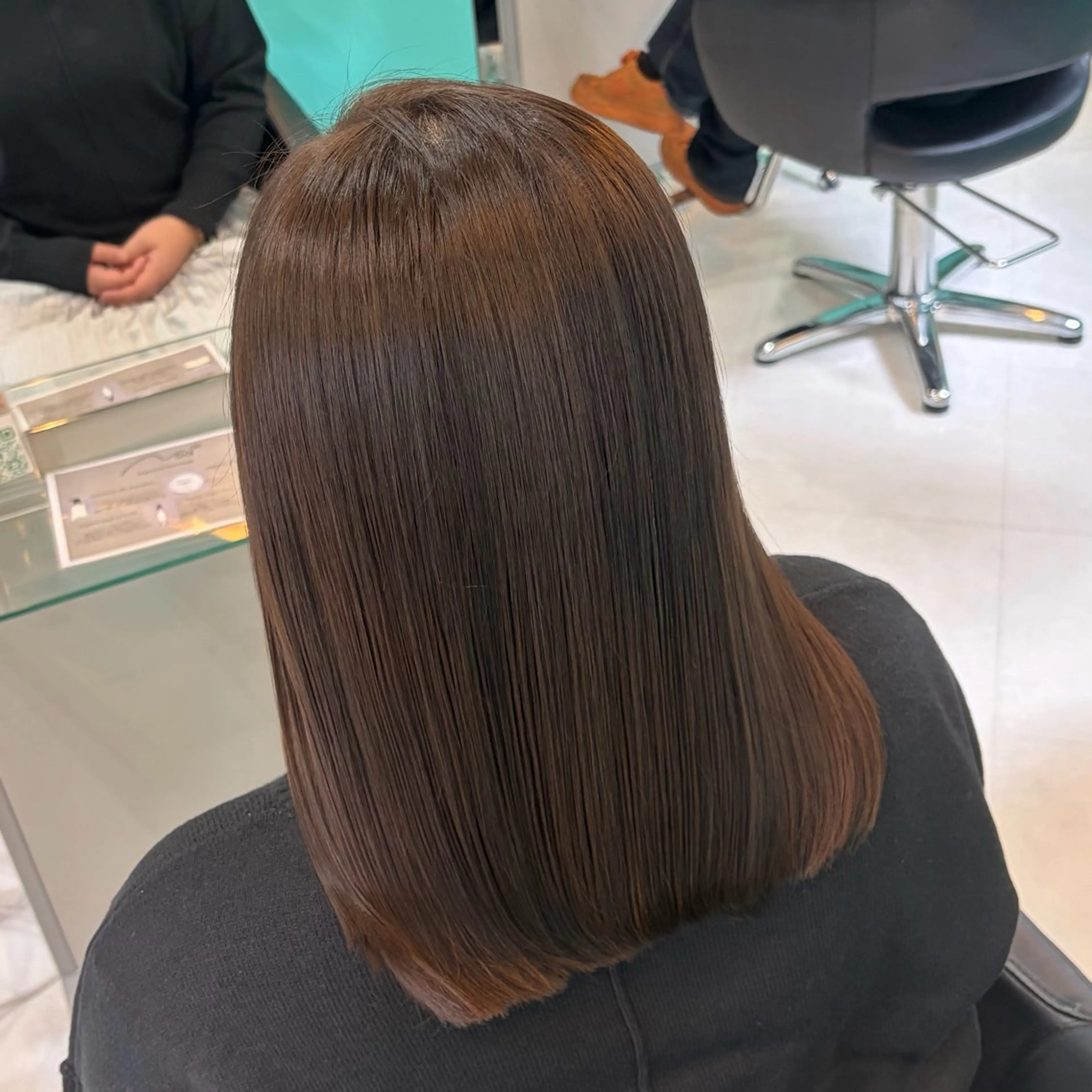 ミディアム カラー ベージュカラー オリーブベージュ ヘアカラー トリートメント Natsuki‎🤍 透明感×艶カラー🫧のヘアスタイル