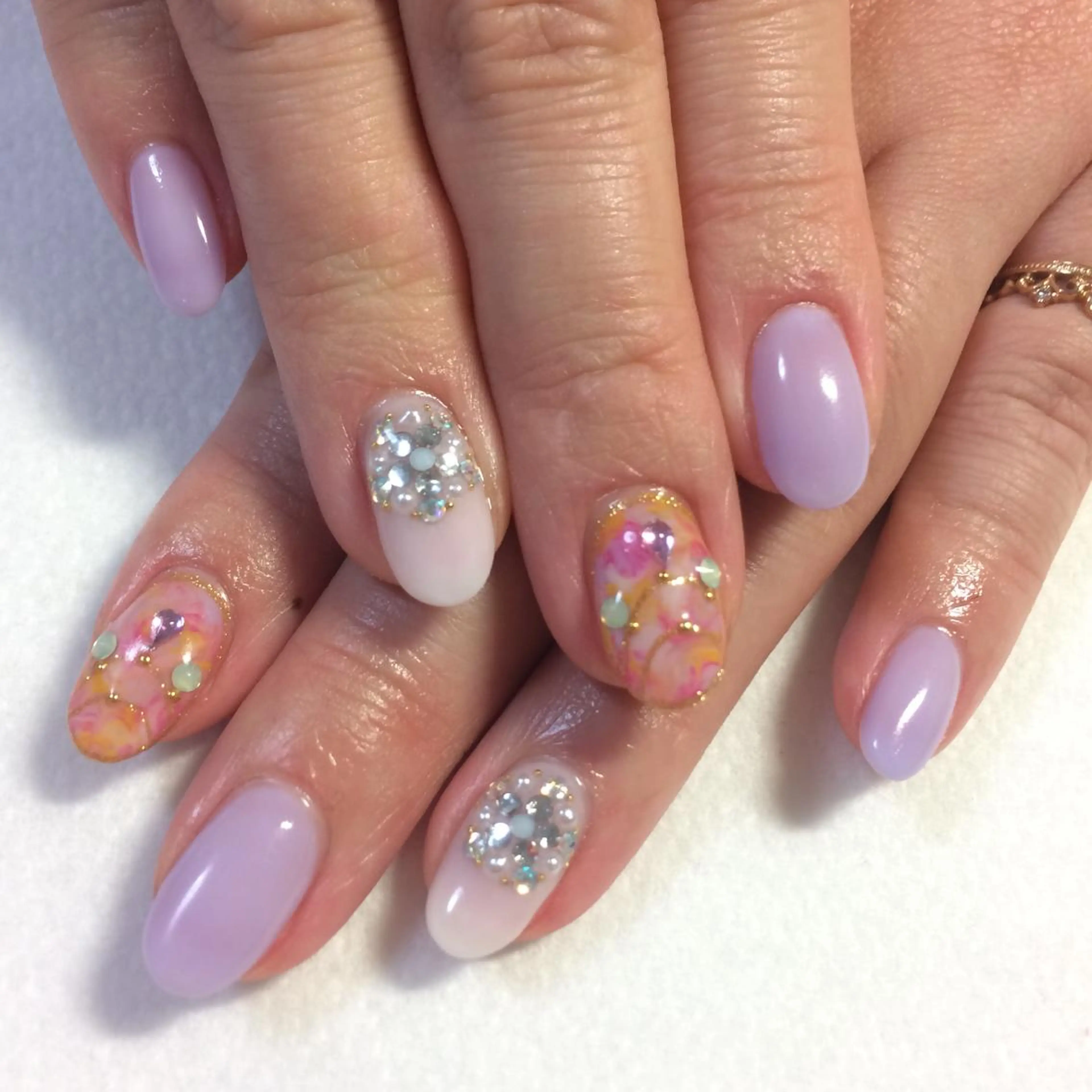 ネイル VIOLUS所属・VIOLUS 関目のネイルデザイン