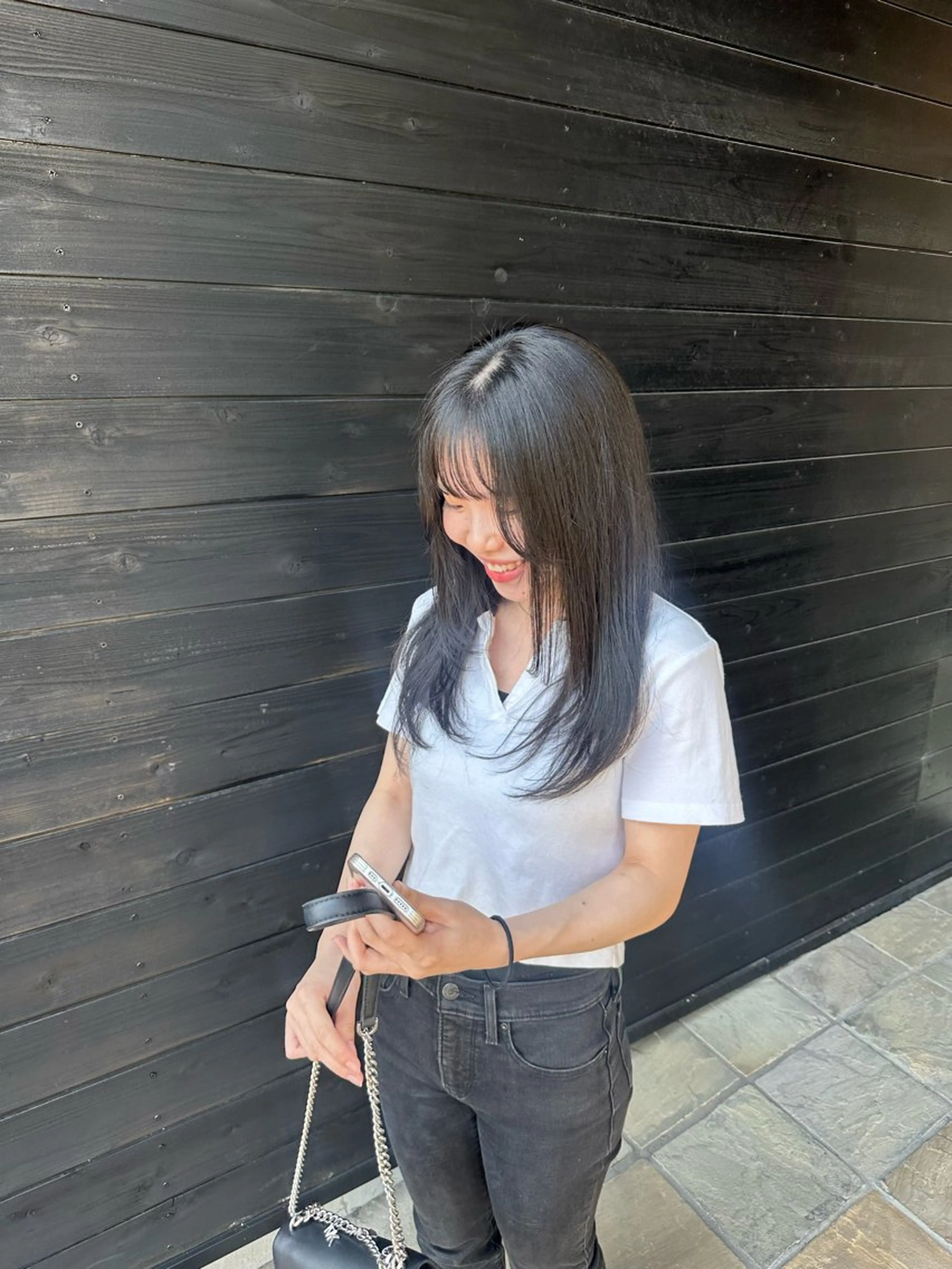 ロング 顔まわりレイヤー 顔周りカット 韓国風ヘア レイヤーカット 大羽 晴日のヘアスタイル