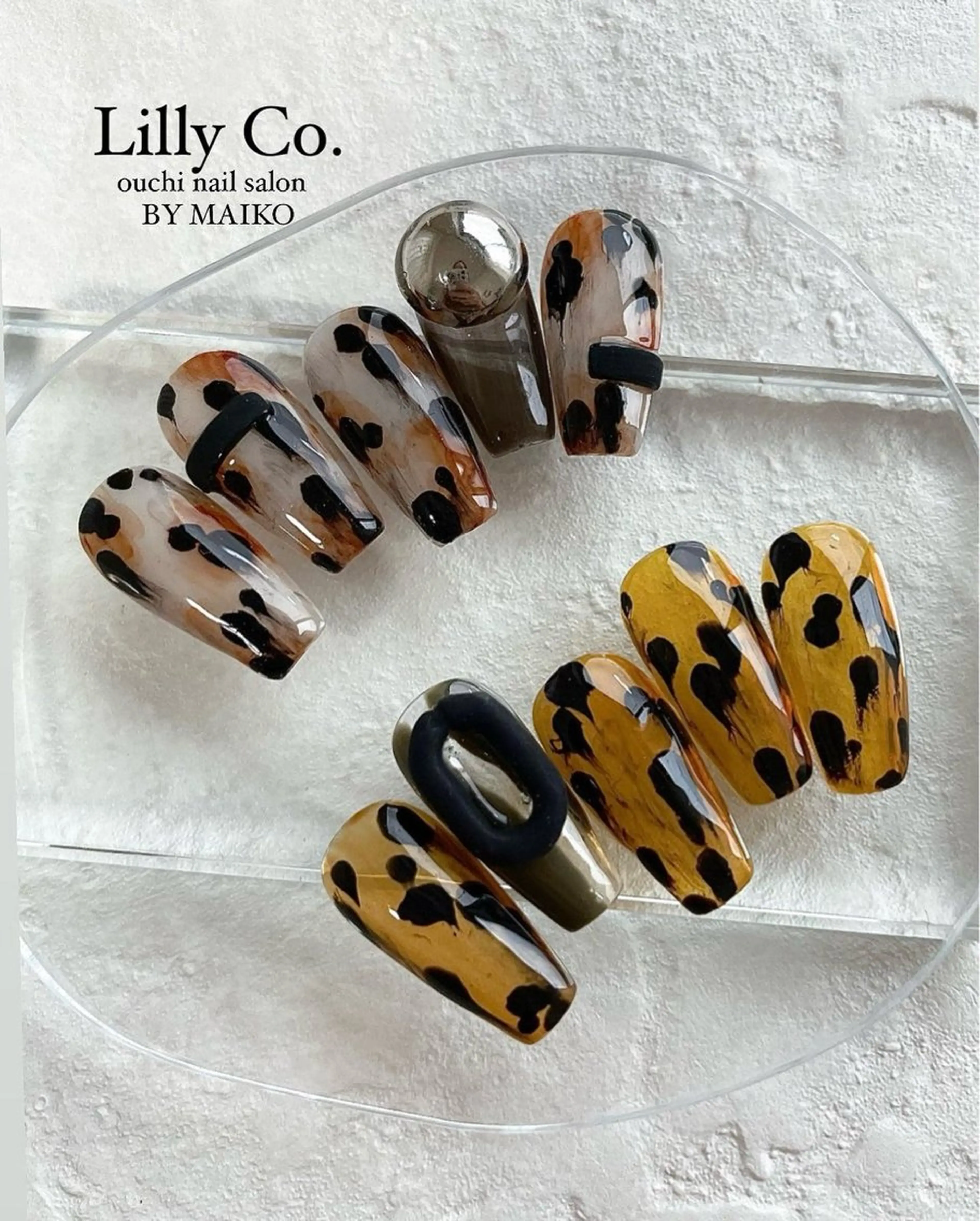 ネイル アニマル柄 ニュアンスネイル ハンドネイル ハンドケア Lilly Co.のネイルデザイン