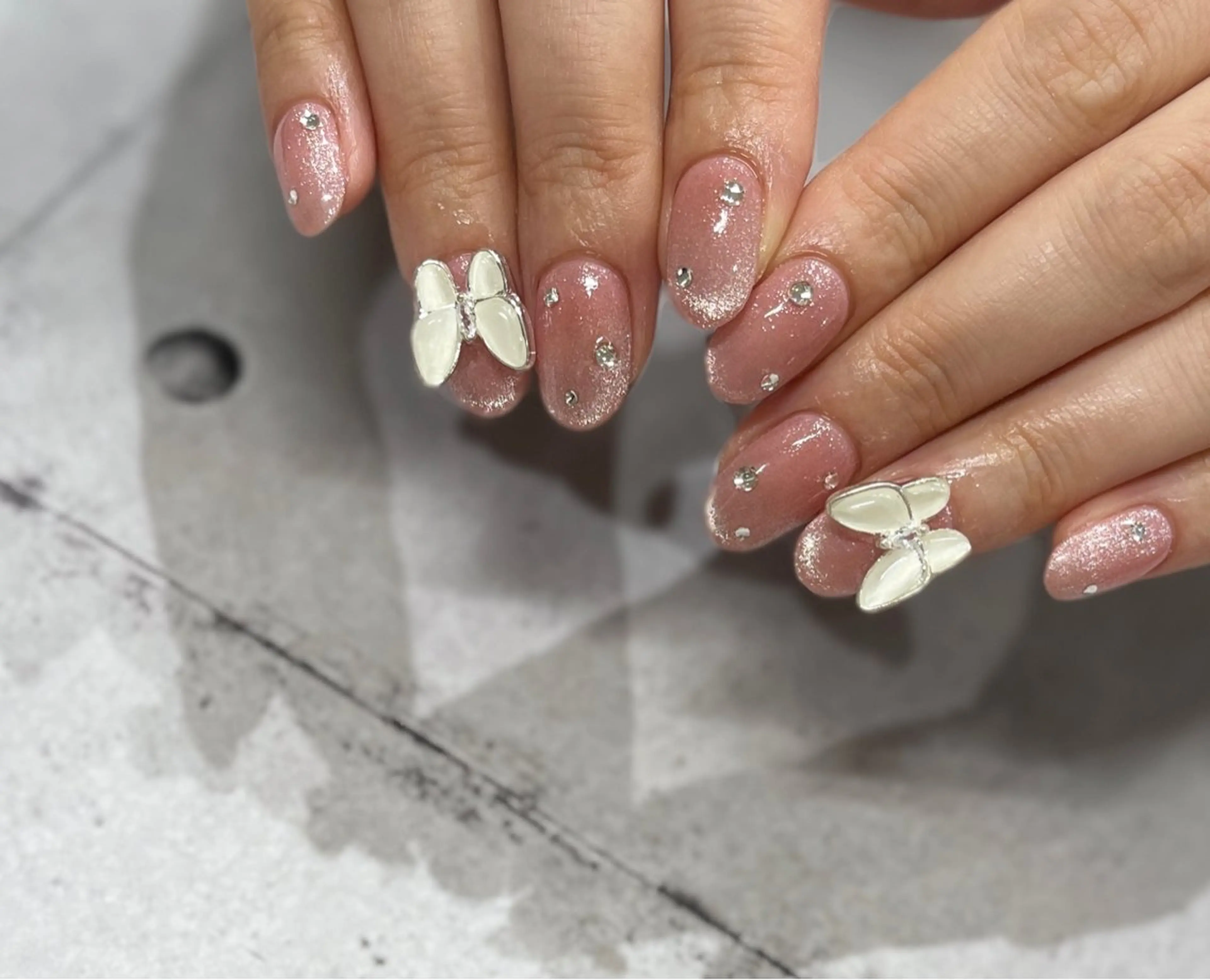 ネイル ハンドネイル Glück...所属・kohashi miwaのネイルデザイン