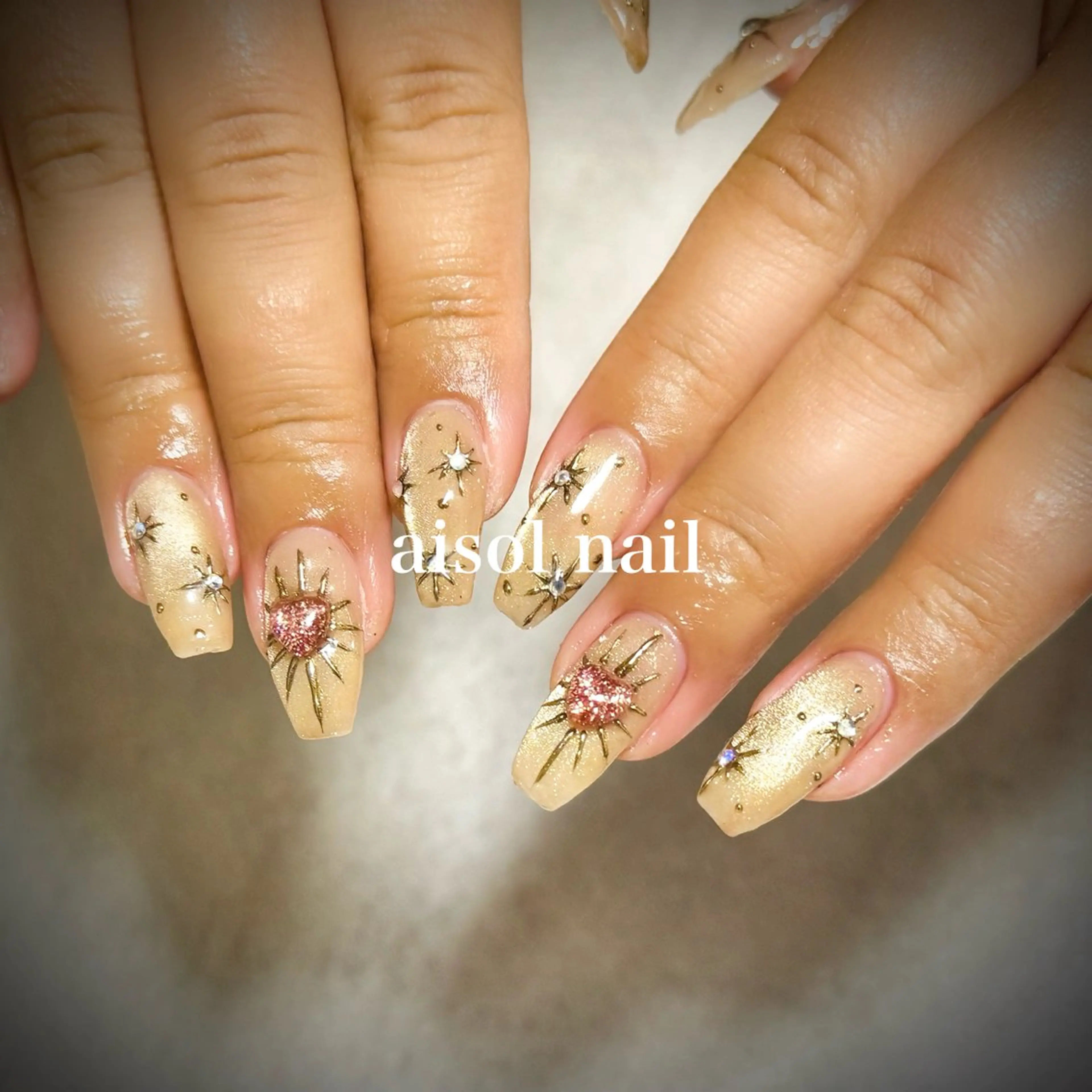ネイル ハンドネイル Aisol nail salonのネイルデザイン