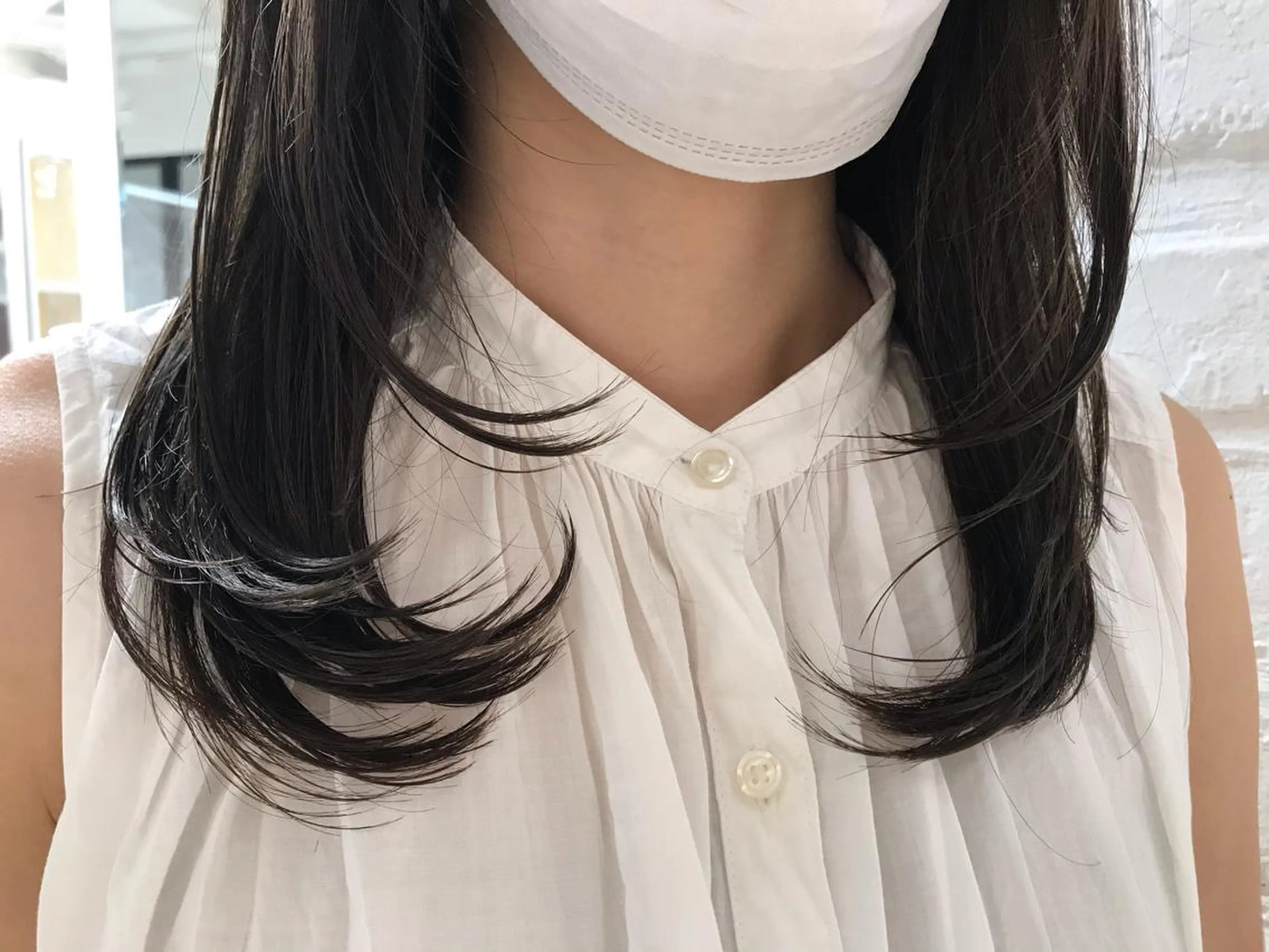 セミロング 顔周りカット レイヤーカット 【暖色カラー特化】 中山由梨のヘアスタイル