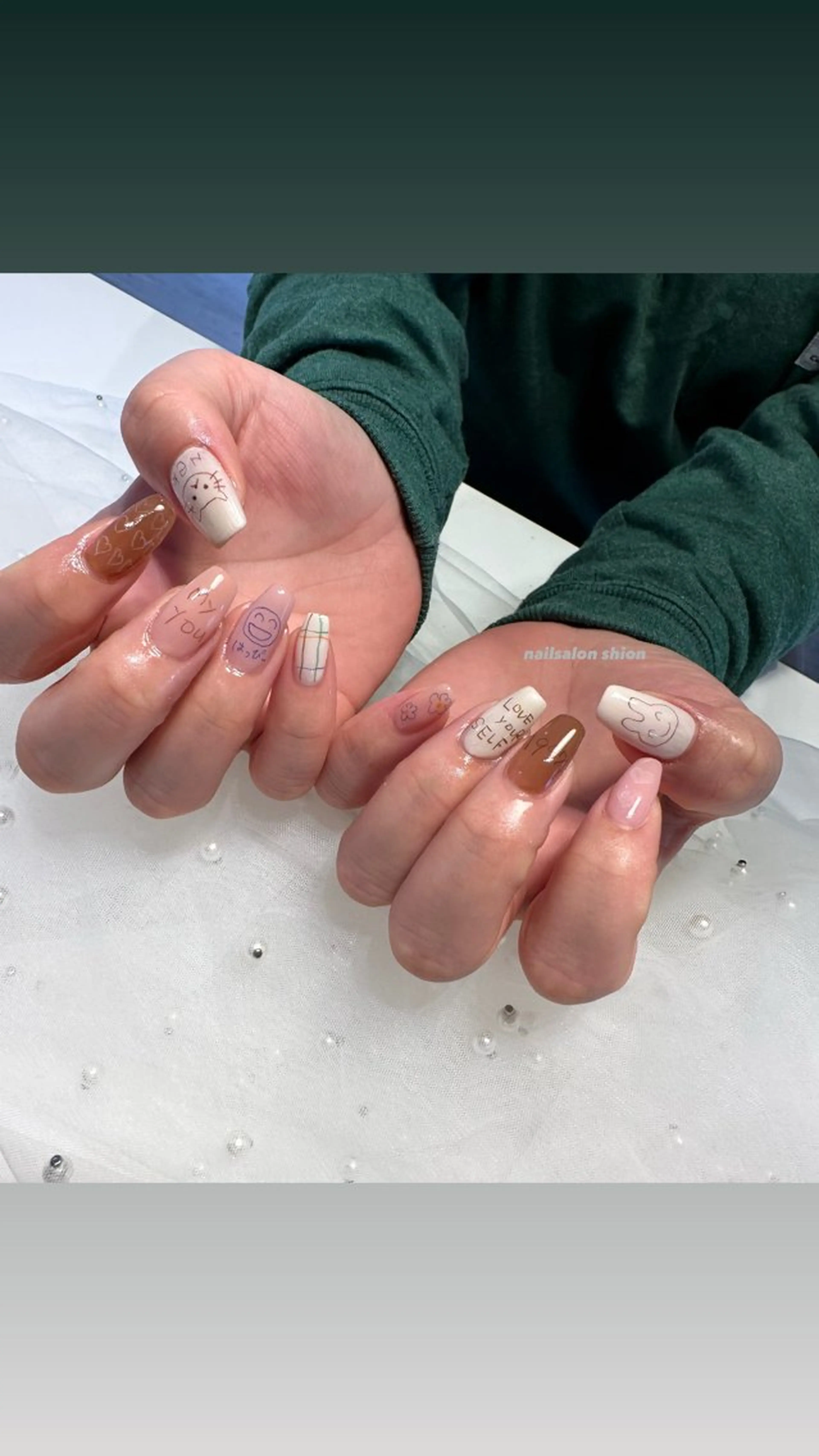 ネイル ネイルサロンshion所属・ネイリスト CHINATSUのネイルデザイン