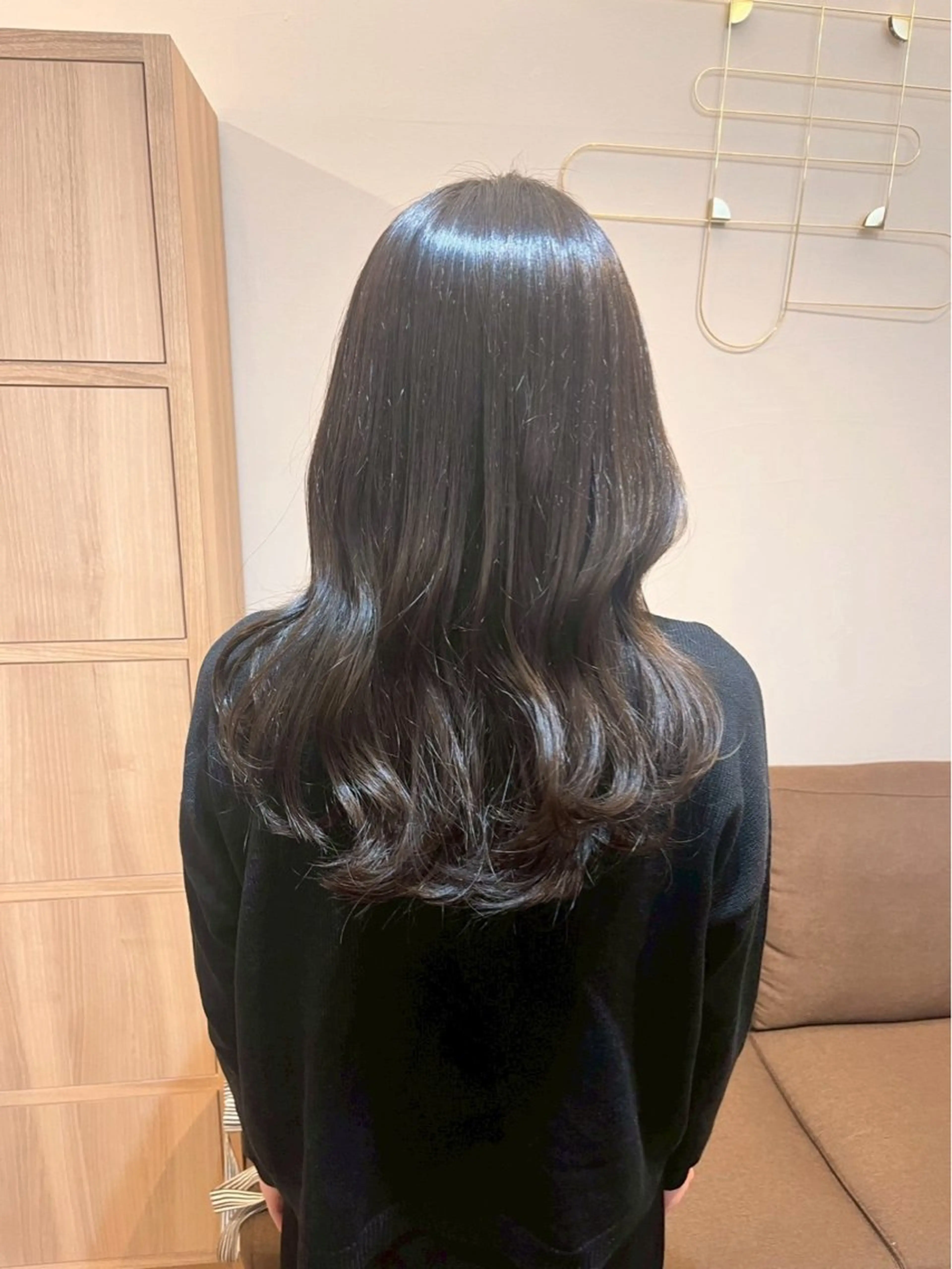 ロング カラー 黒滝 真歩のヘアスタイル