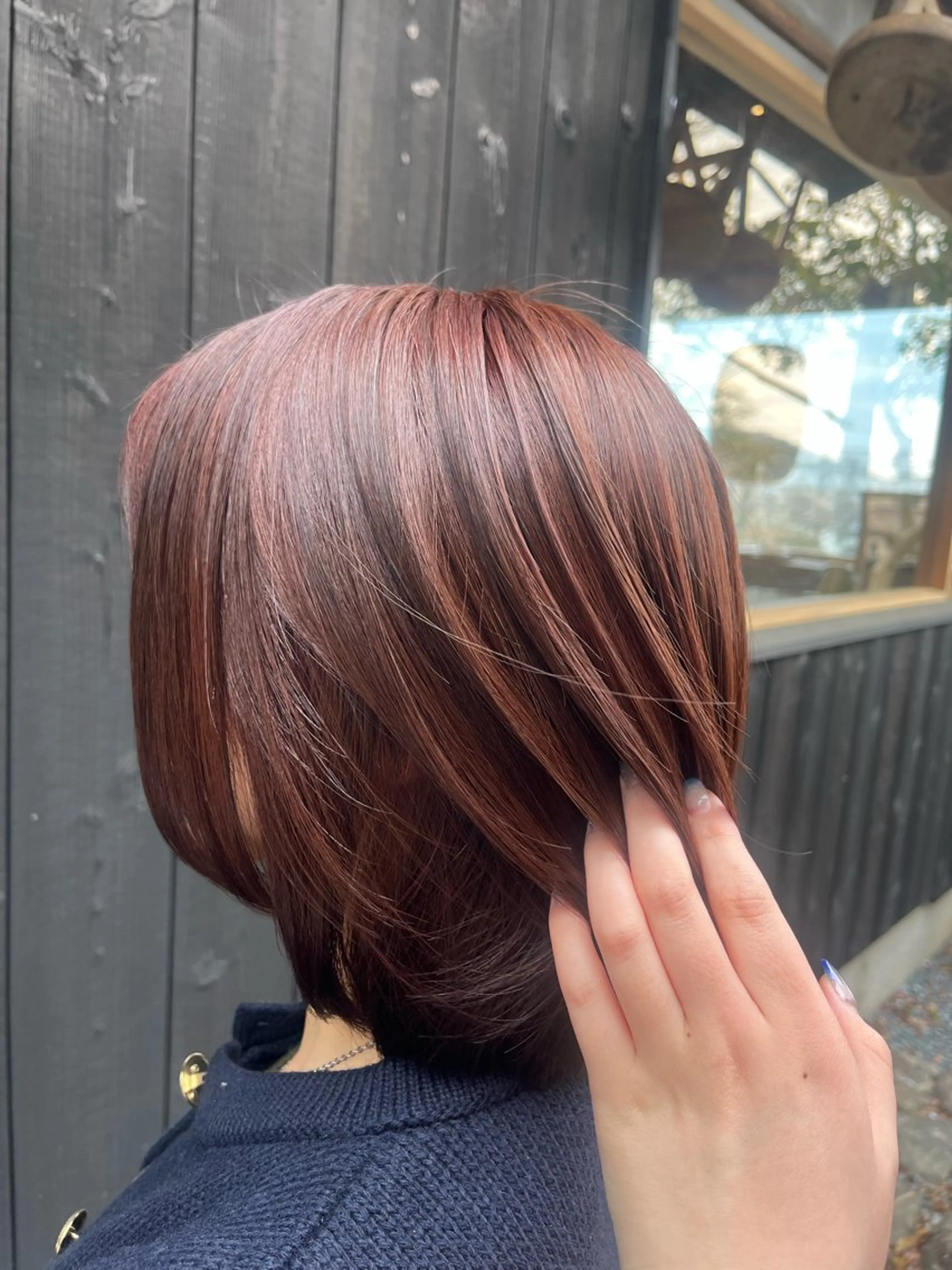 カラー 林 萌々のヘアスタイル
