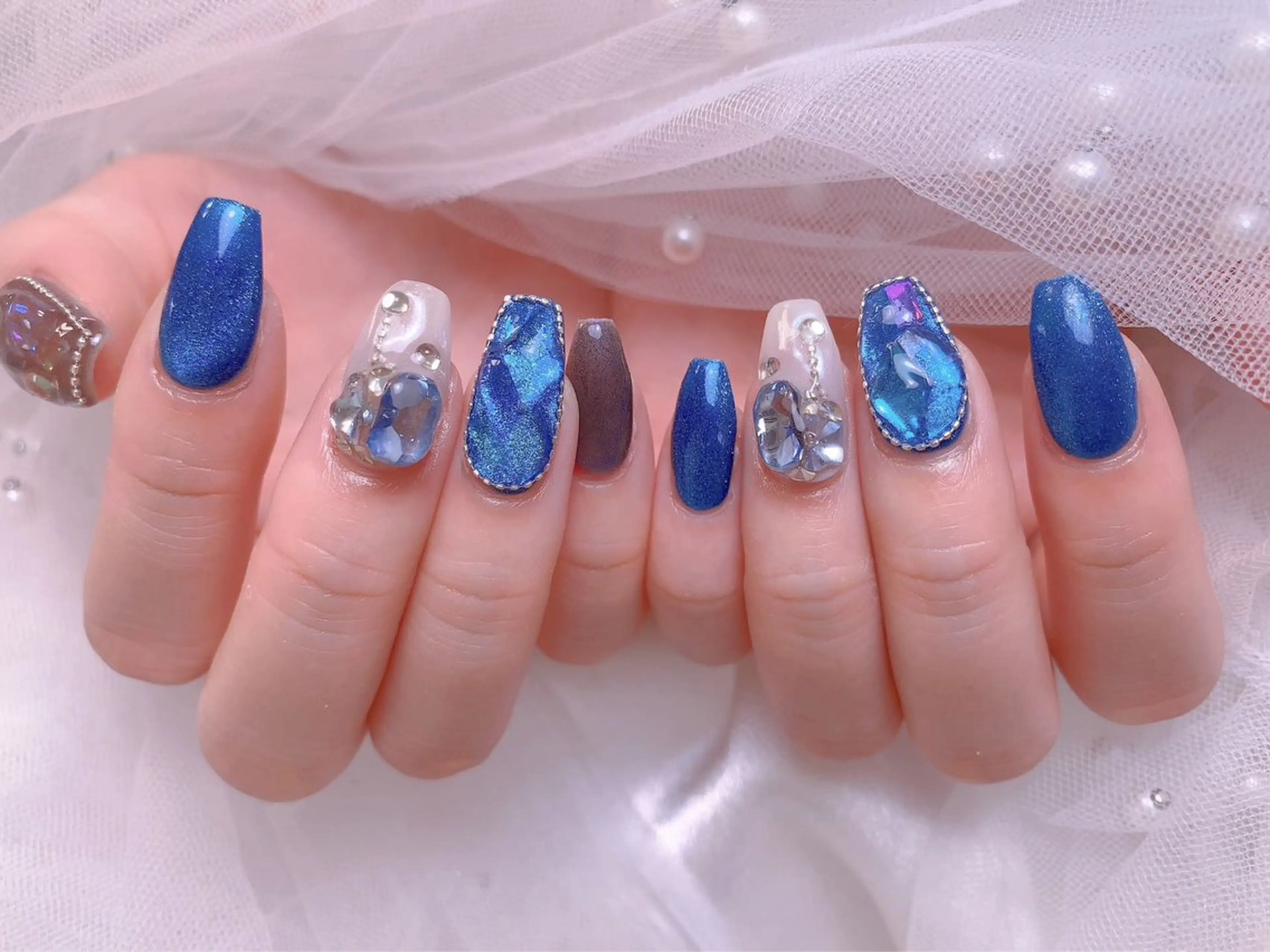 ネイル ハンドネイル ロータス ネイルサロンのネイルデザイン