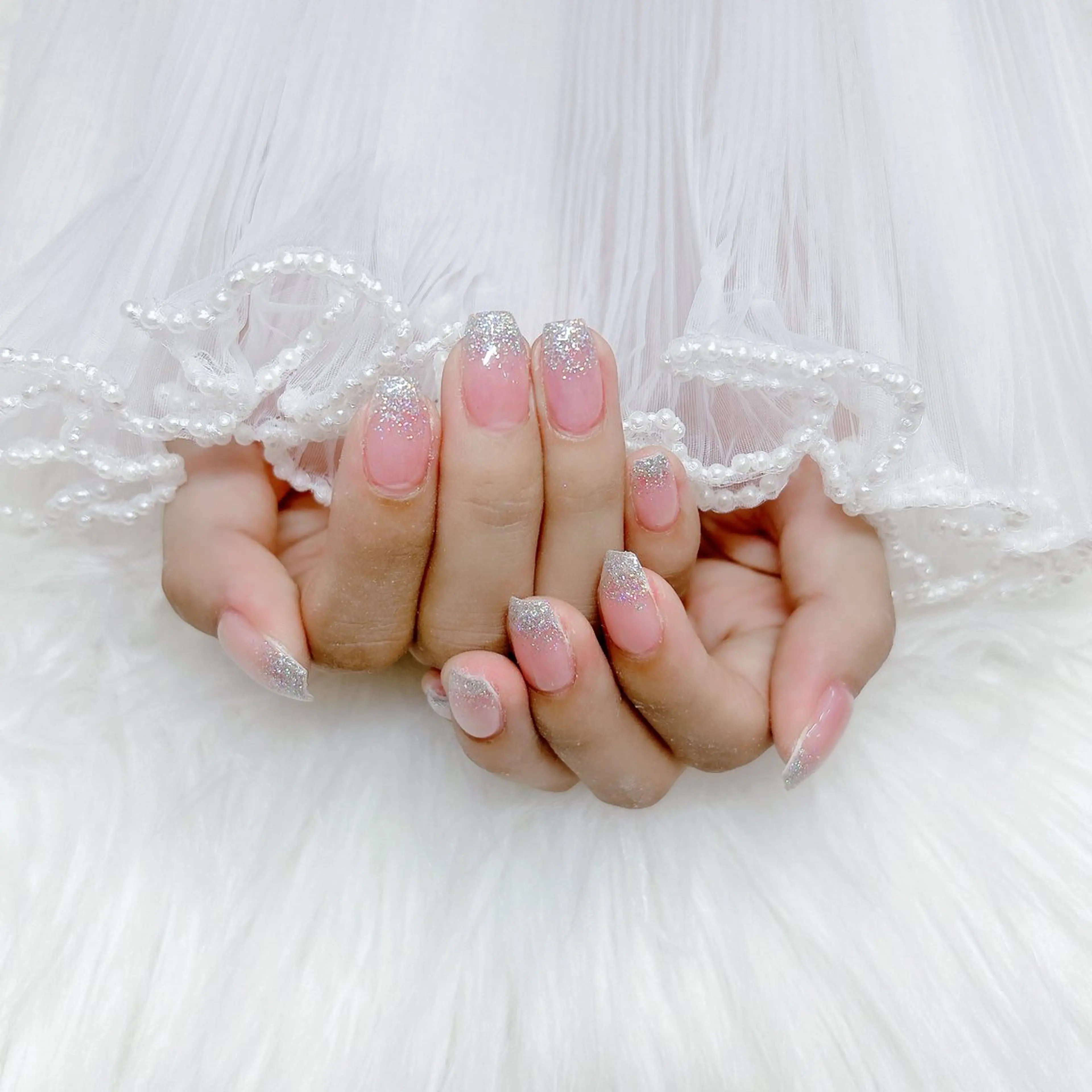 ネイル グラデーション ラメ(グリッター) ラメグラデーション Kittyなんば店 Jrネイリストあゆなのネイルデザイン