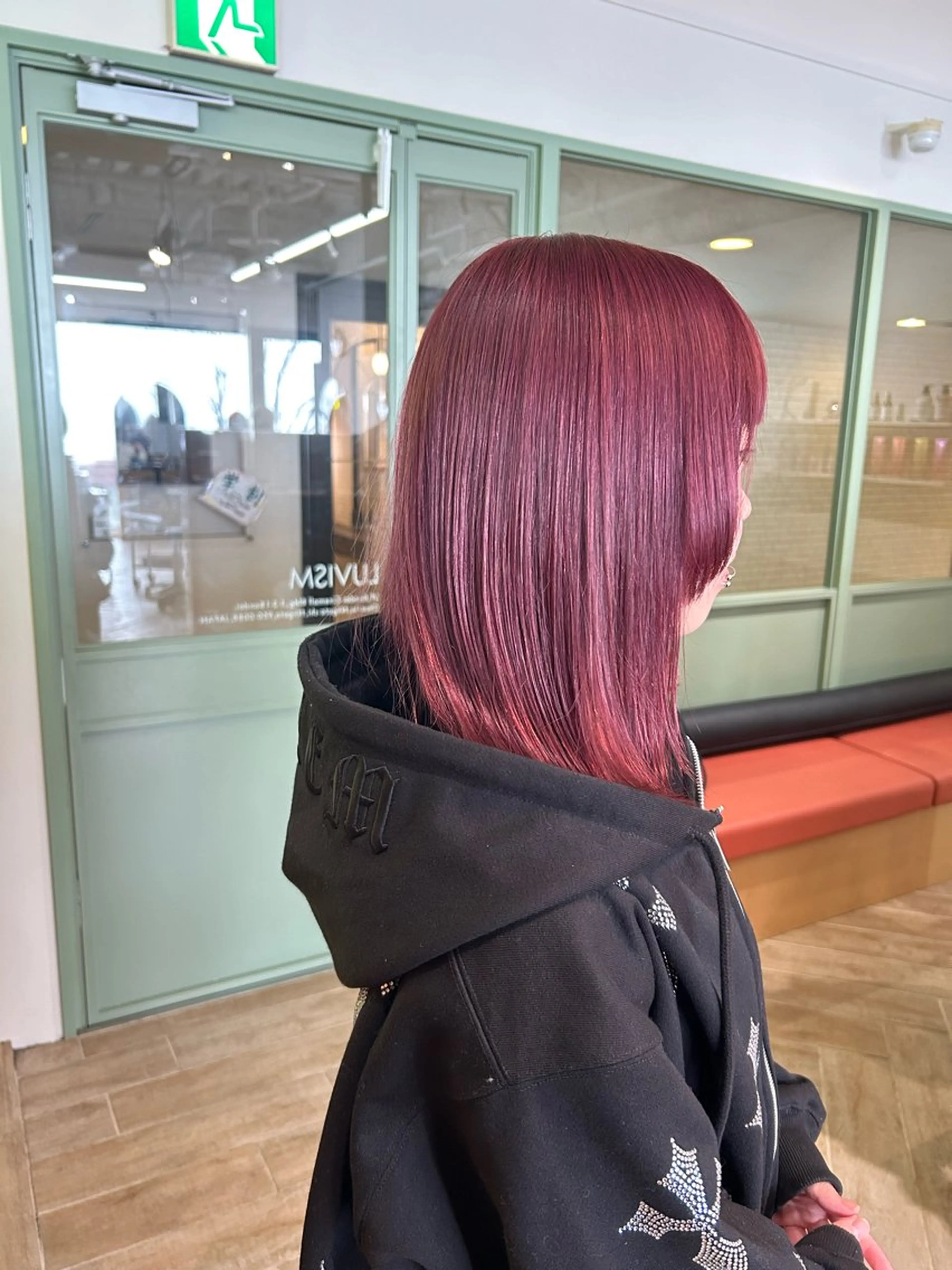 ミディアム カラー ヘアカラー トリートメント ベージュ/ダブルカラ ー/新潟駅/青柳萌果のヘアスタイル