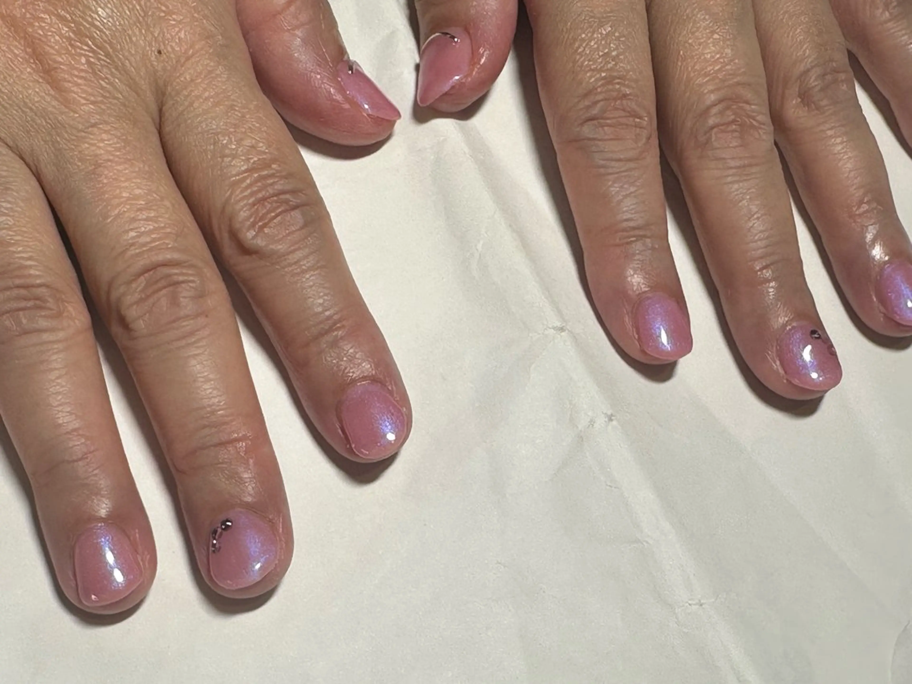 ネイル e.nail所属・🍎吉田 恵里🍎のネイルデザイン