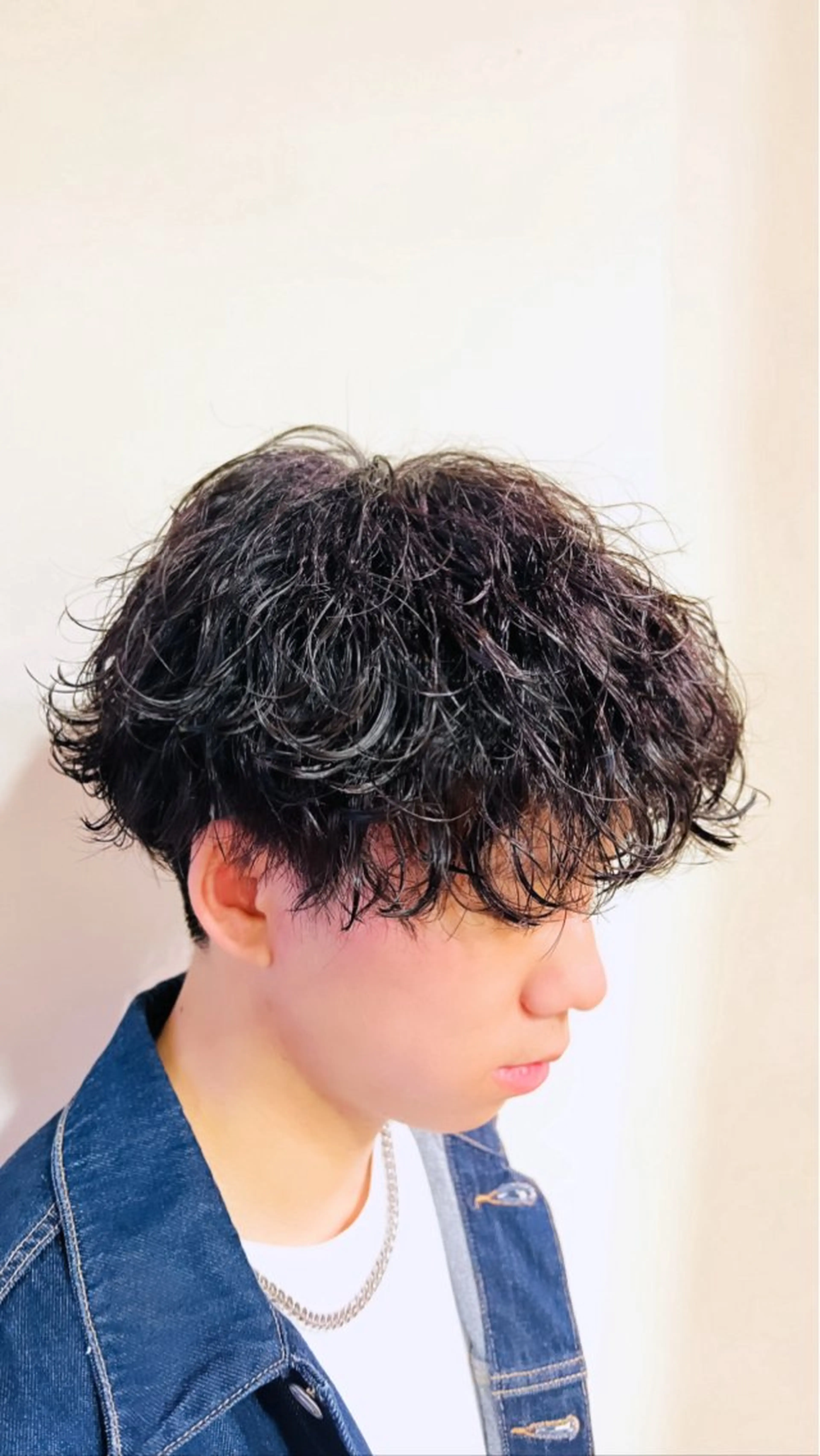 ショート メンズ マッシュ メンズパーマ 波巻きパーマ 岸本 桂輝のヘアスタイル