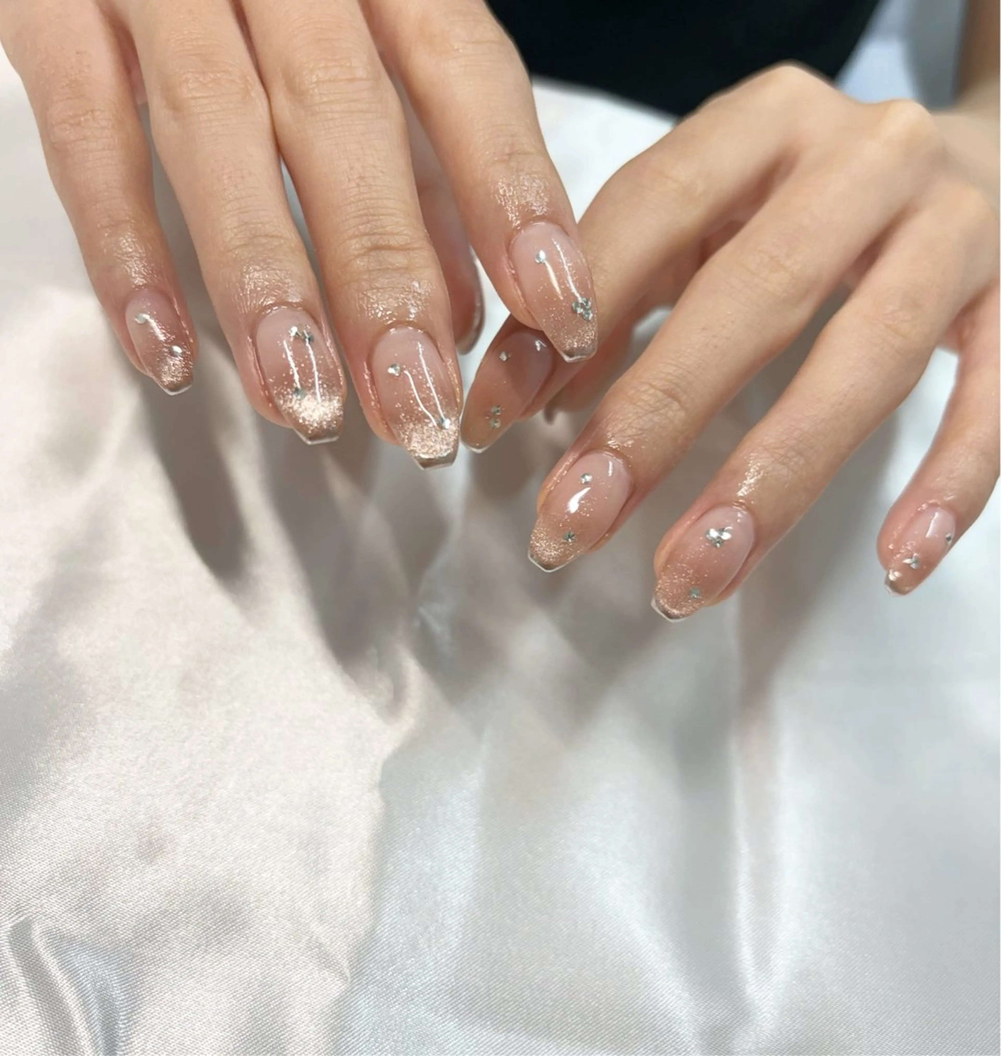 ネイル チークネイル マグネットネイル nail* runa🌻のネイルデザイン