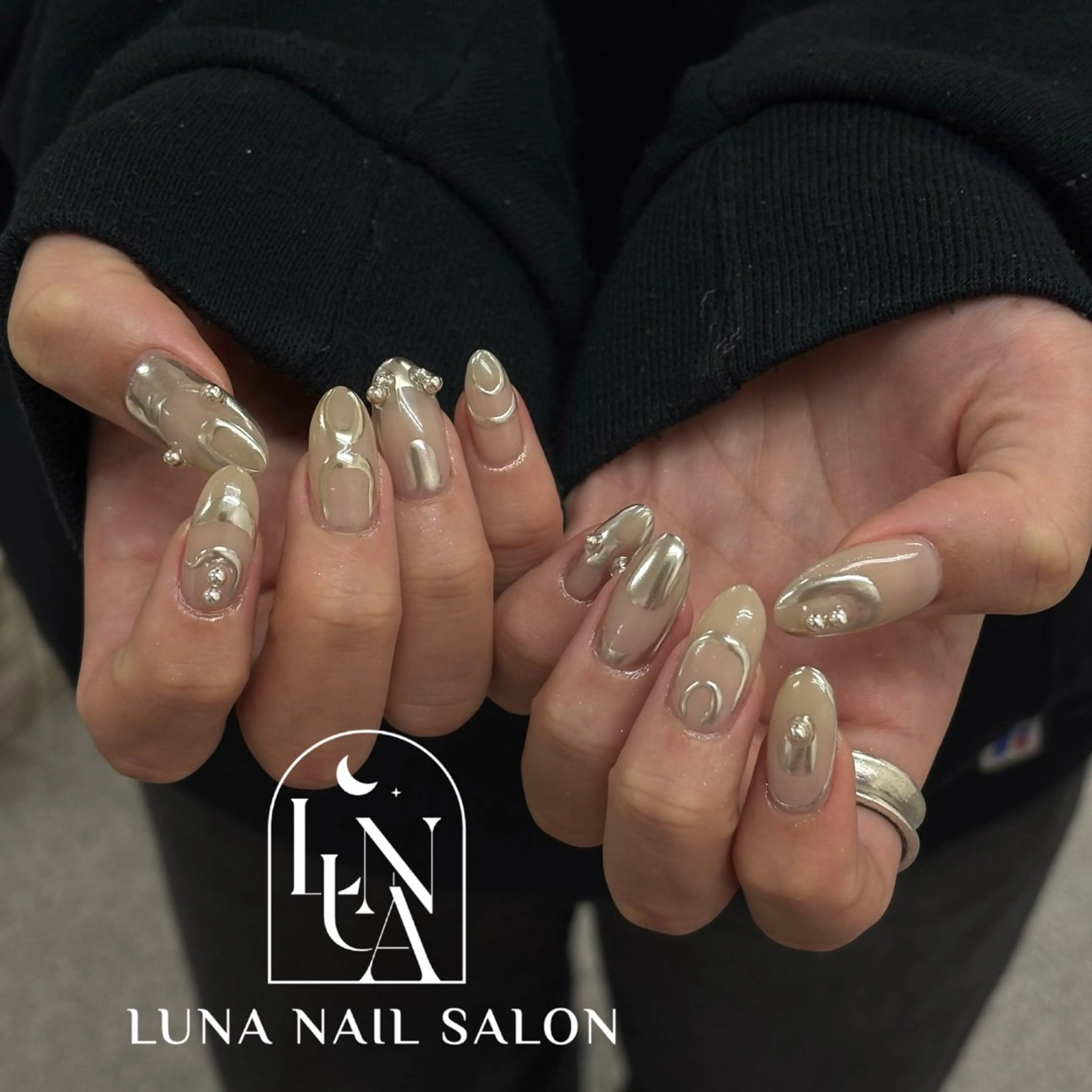 ネイル アートネイル フレンチネイル ジェルネイル ガラスフレンチ 韓国ネイル ハンドネイル フットネイル ハンドケア LUNA Nail salon💕のネイルデザイン