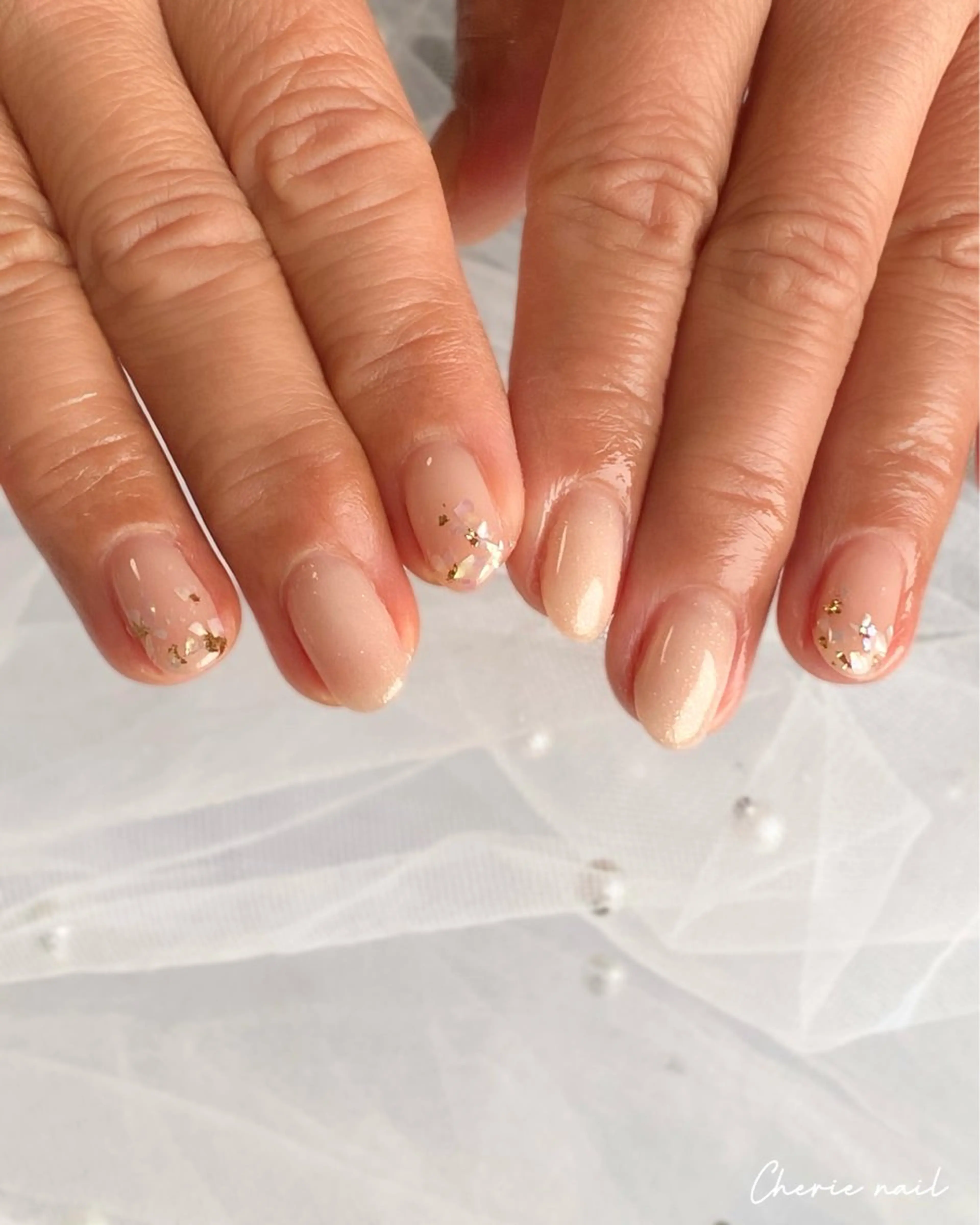 ネイル ジェルネイル ラメ(グリッター) オフィスネイル 春ネイル ハンドネイル Cherienail yunaのネイルデザイン